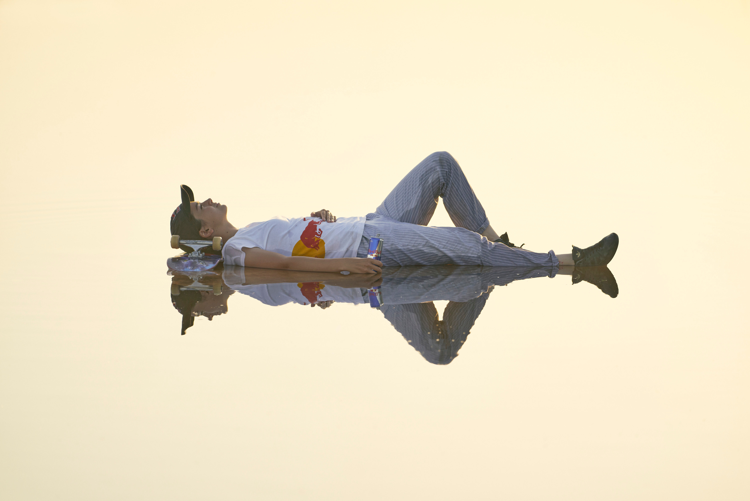 Скейт на воде. Creative photographer Denis Klero