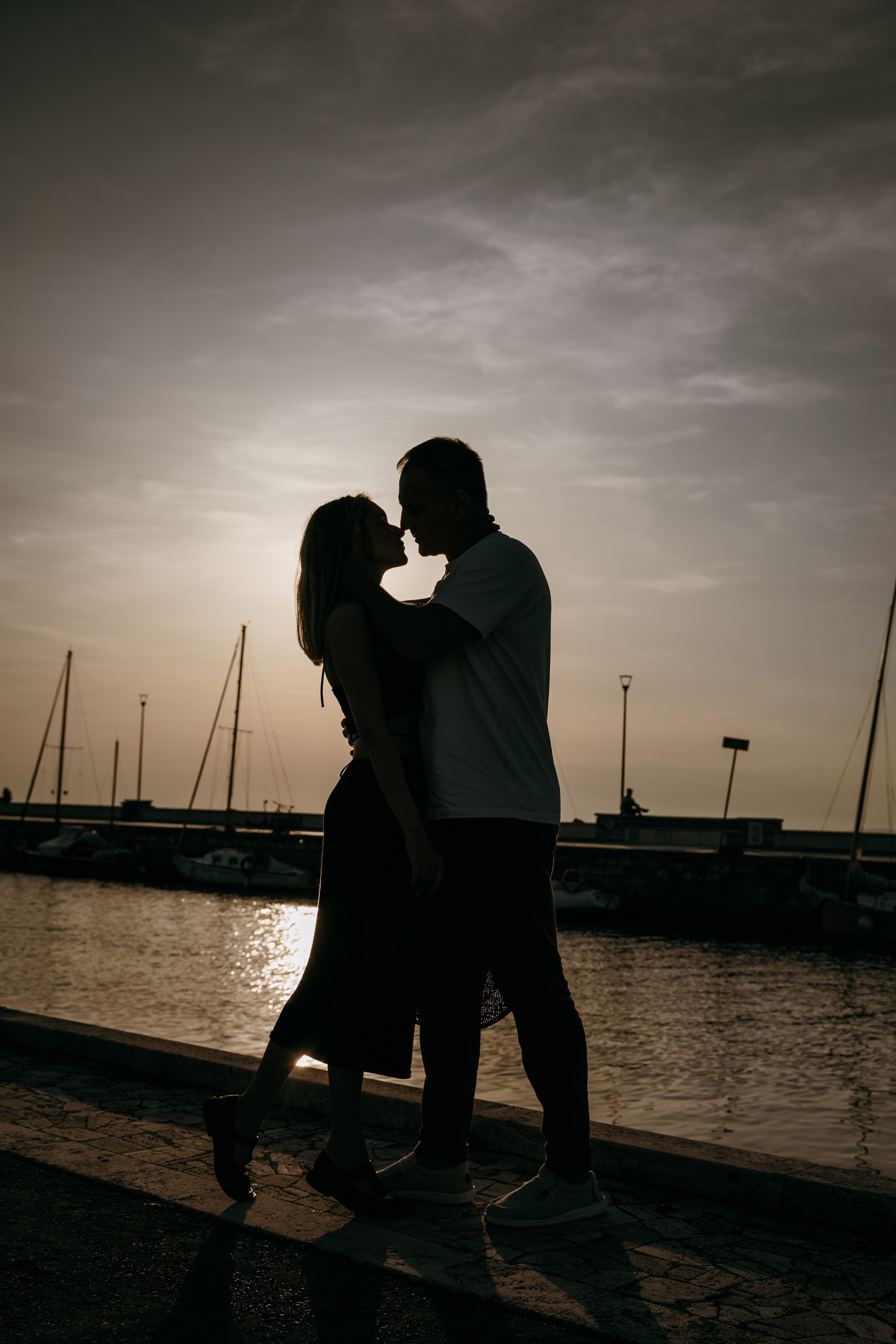 Fotografia Love Story a Lucca, Toscana). Family Lifestyle Photographer in Lucca, Italia