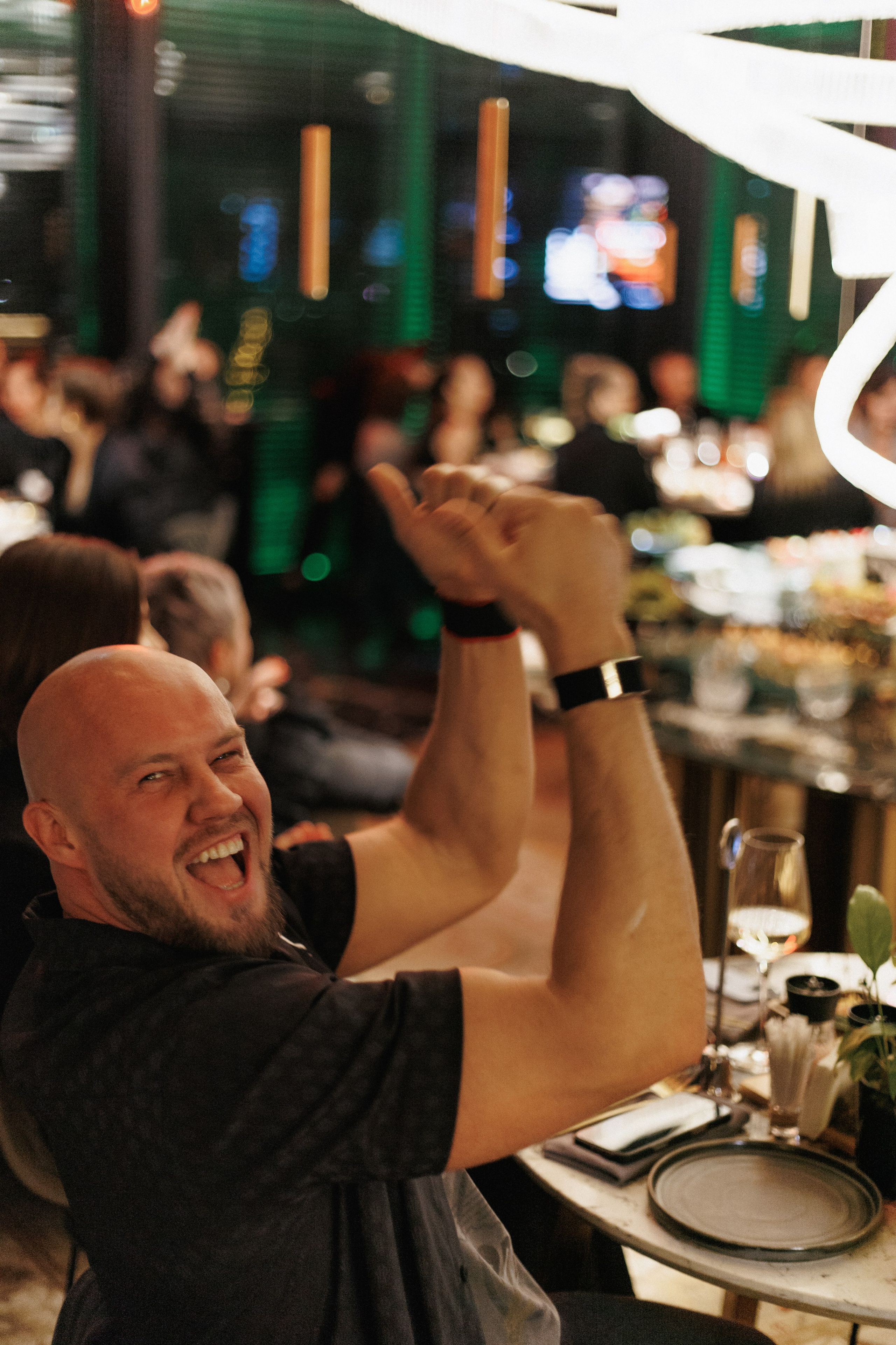 B.DAY PARTY ЖУРНАЛА •G. СВОИ. ФОТООТЧЕТЫ-СОБЫТИЯ-МЕСТА