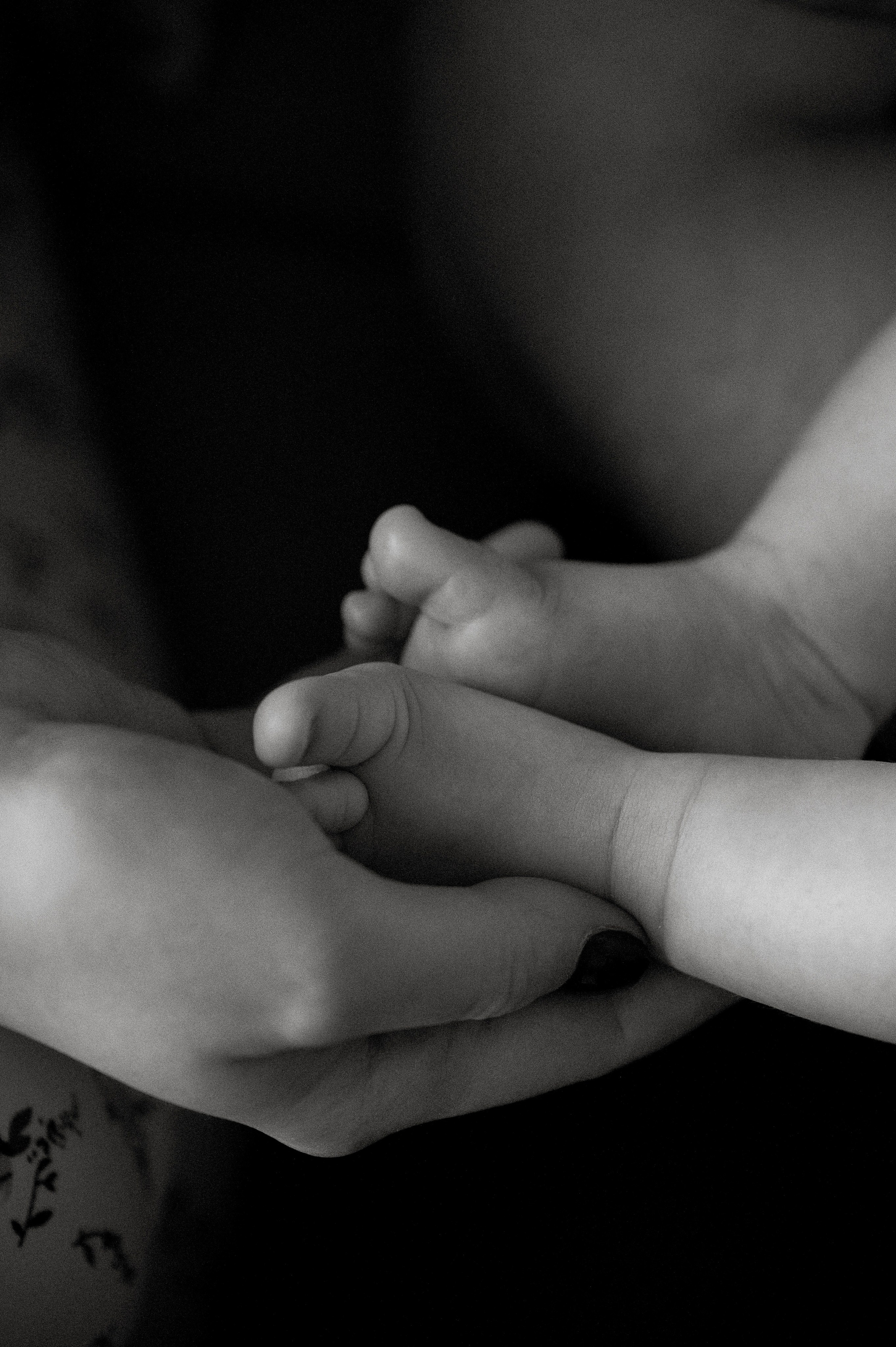 Фотосессия беременных в Санкт-Петербурге. Профессиональный фотограф беременности в СПБ. Стильные фотосессии беременности в стиле минимализм и классическая фотография