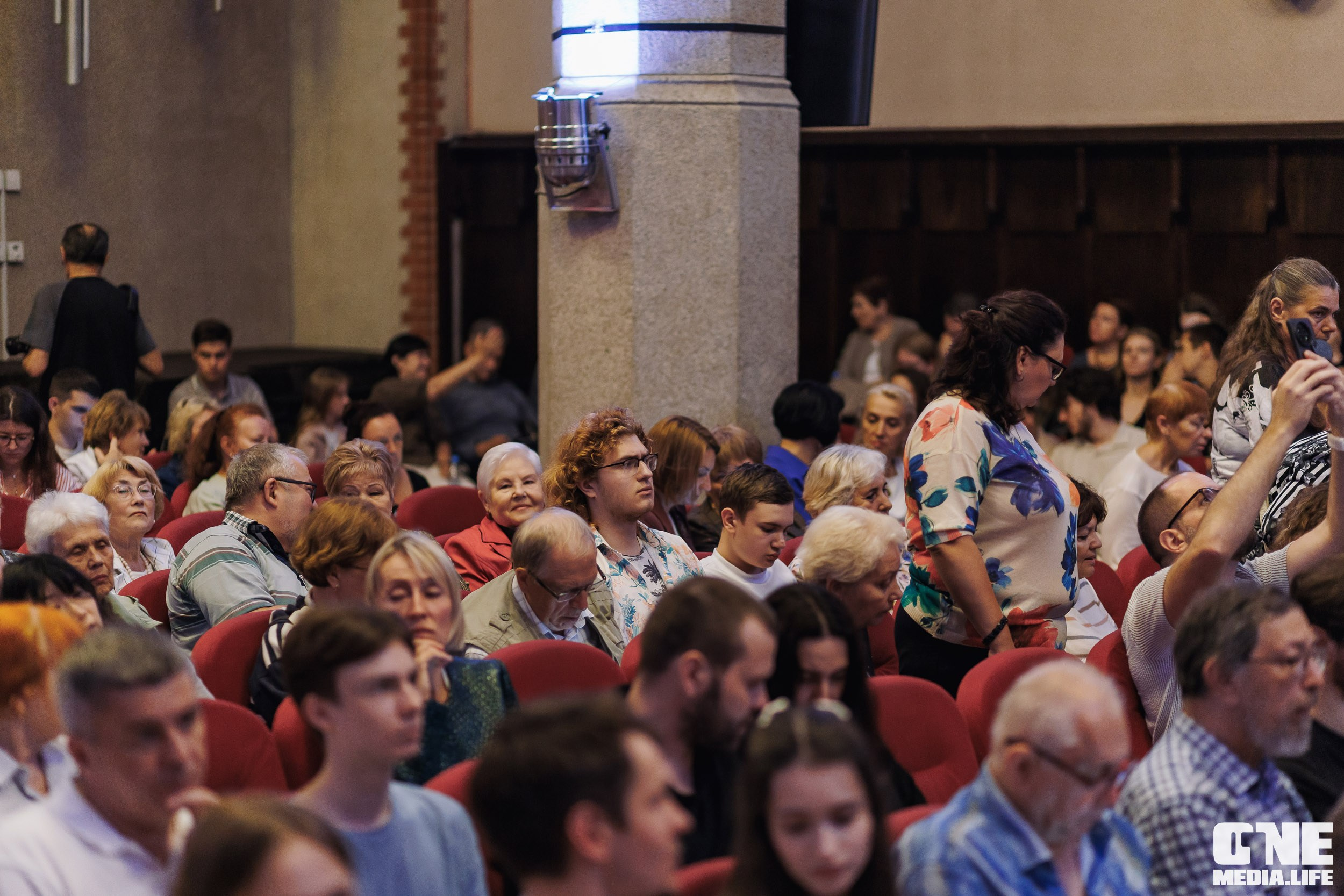 Фоторепортаж из Калининградской филармонии. One Media Life: фоторепортажи, фотоотчеты с мероприятий и заведений