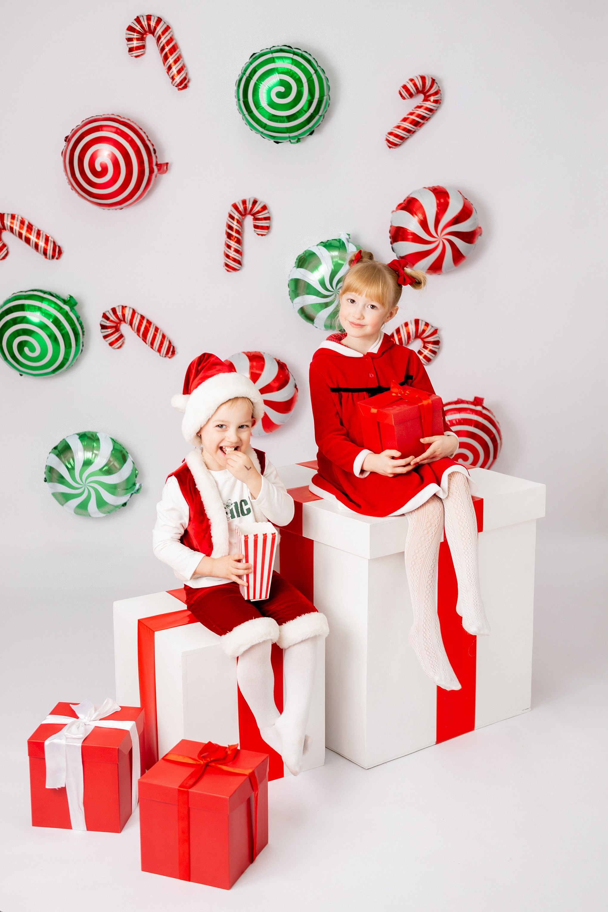 Семейная новогодняя фотосессия детская новогодняяя фотосессия Крымск. Детский и семейный фотограф в г. Крымске