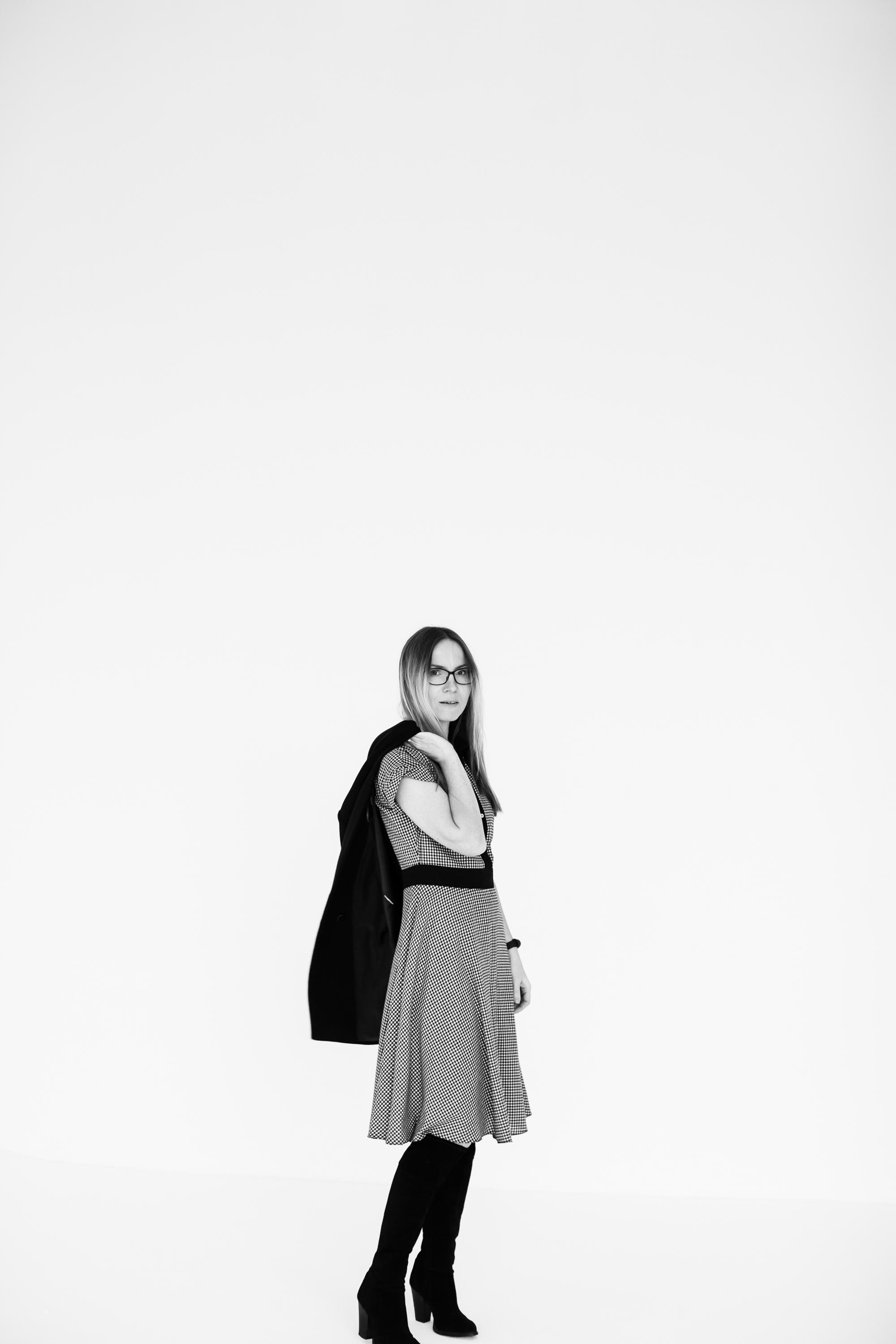 Фотодень «черно-белые портреты» Таня и Алиса. Портретный творческий фотограф в Москве Надя Дудник