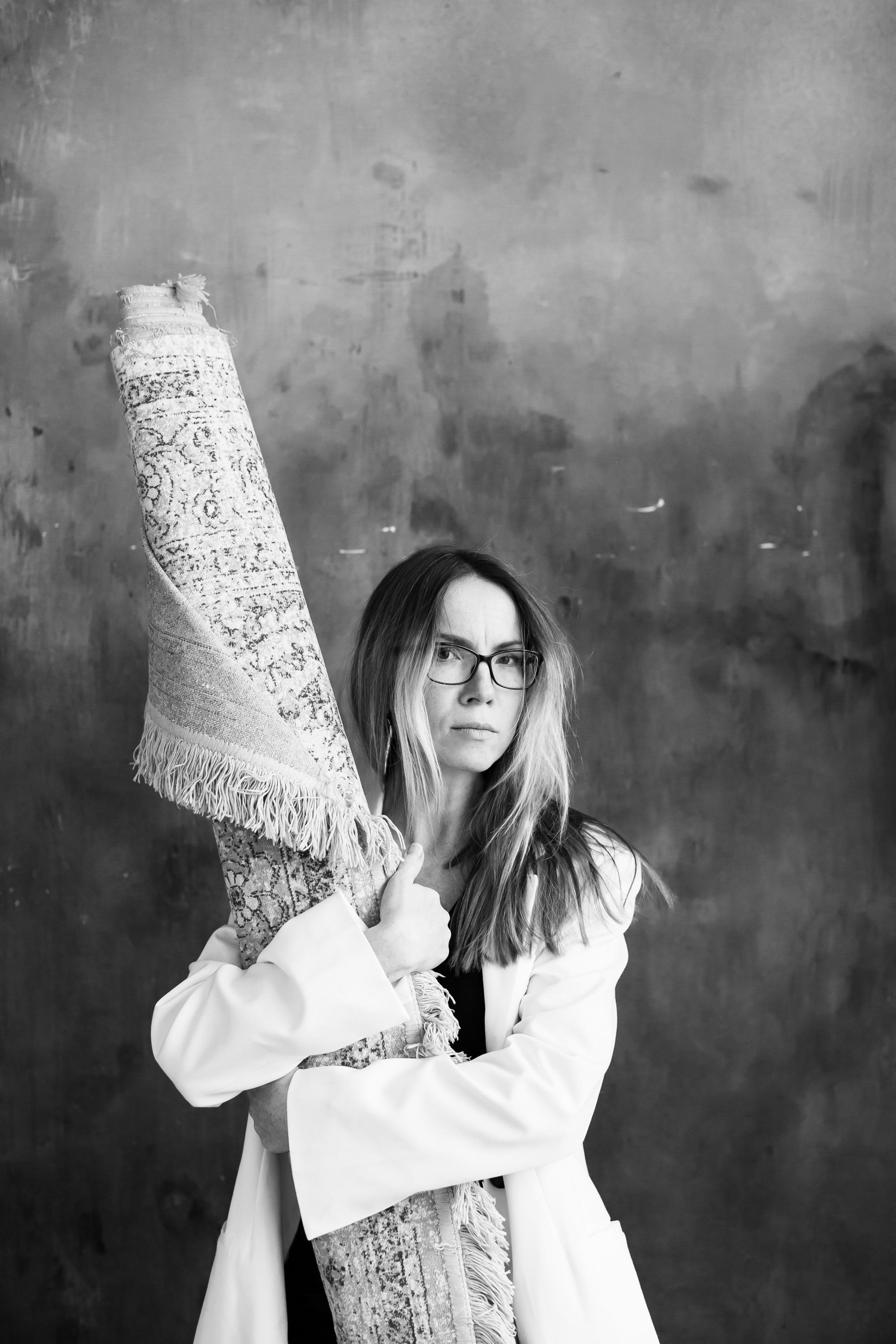 Фотодень «черно-белые портреты» Таня и Алиса. Портретный творческий фотограф в Москве Надя Дудник