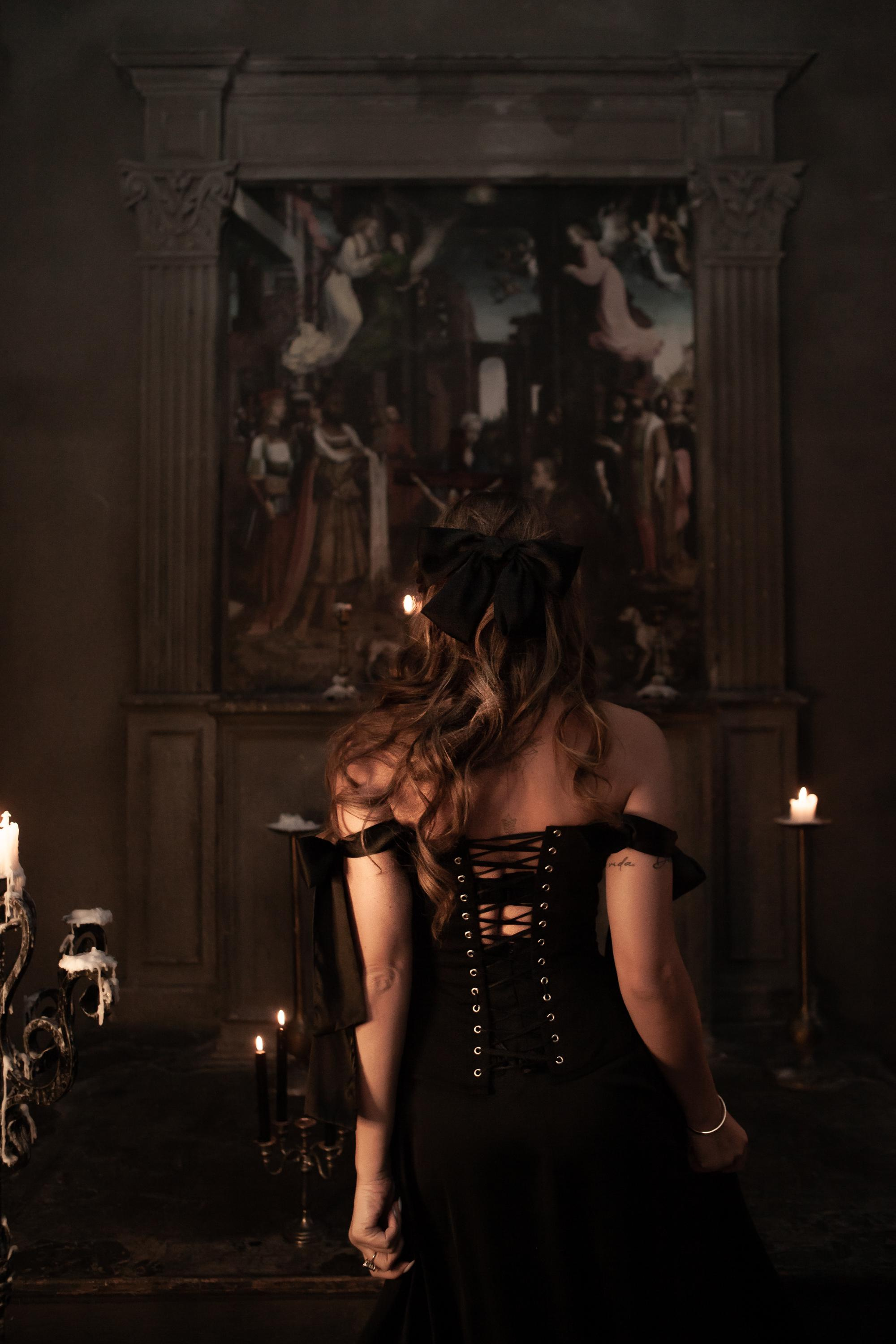 Готическая съемка со спагетти. Портретный творческий фотограф в Москве Надя Дудник