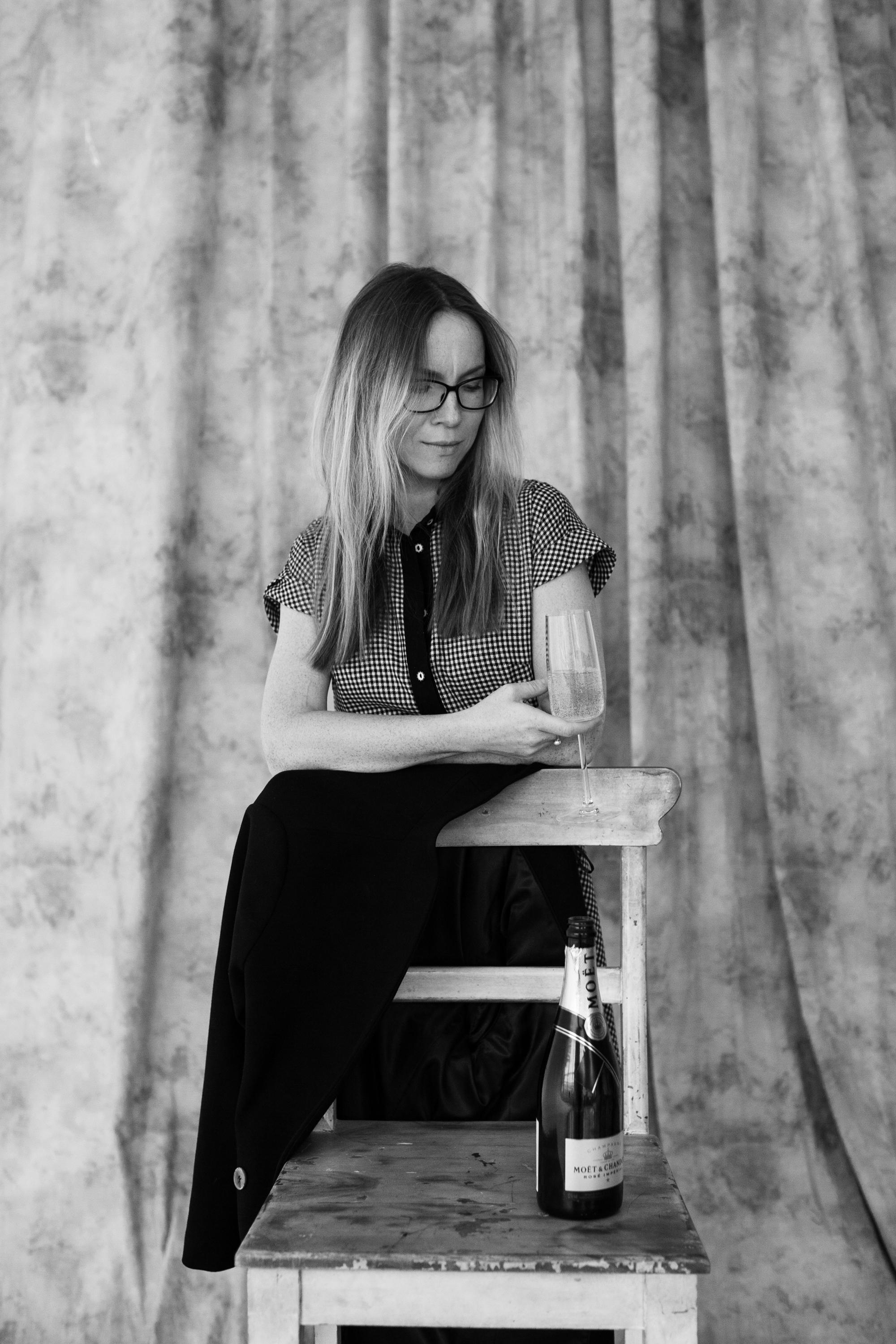 Фотодень «черно-белые портреты» Таня и Алиса. Портретный творческий фотограф в Москве Надя Дудник