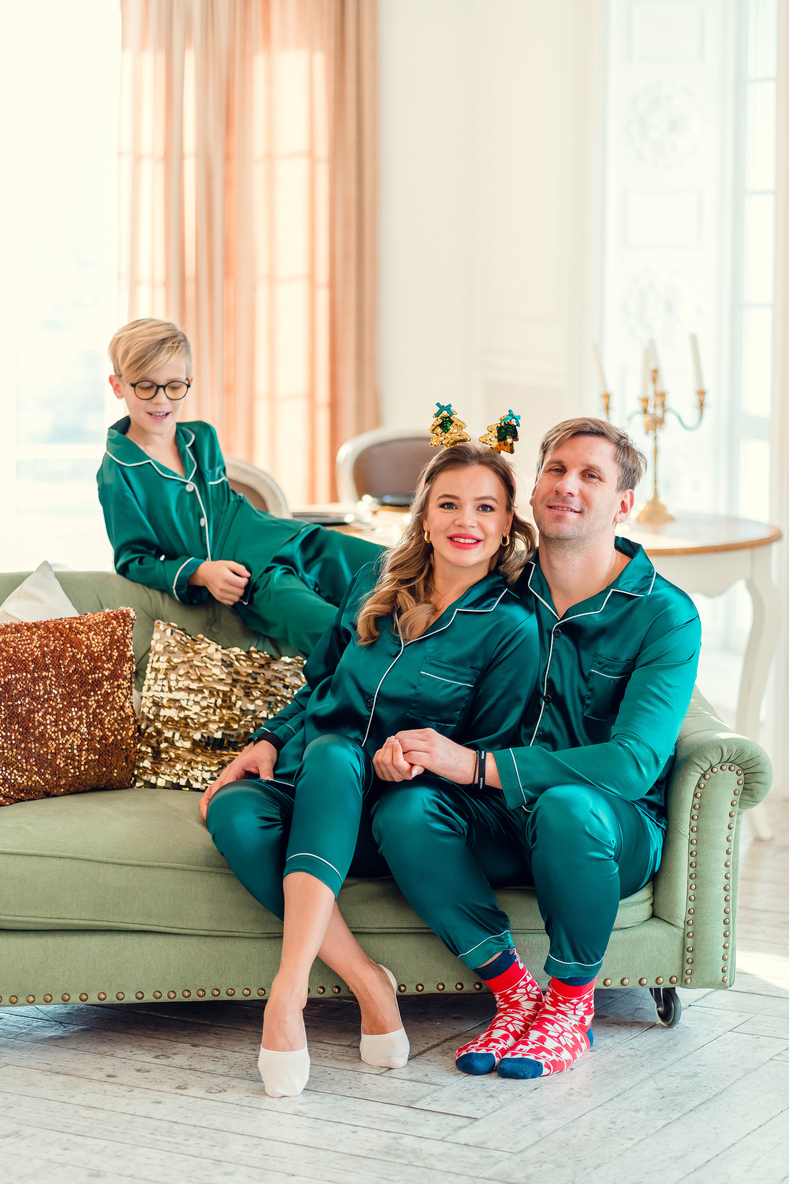 Новогодняя съемка семьи Ковалевских. Семейный и детский фотограф в Ростове-на-Дону Екатерина Шевченко