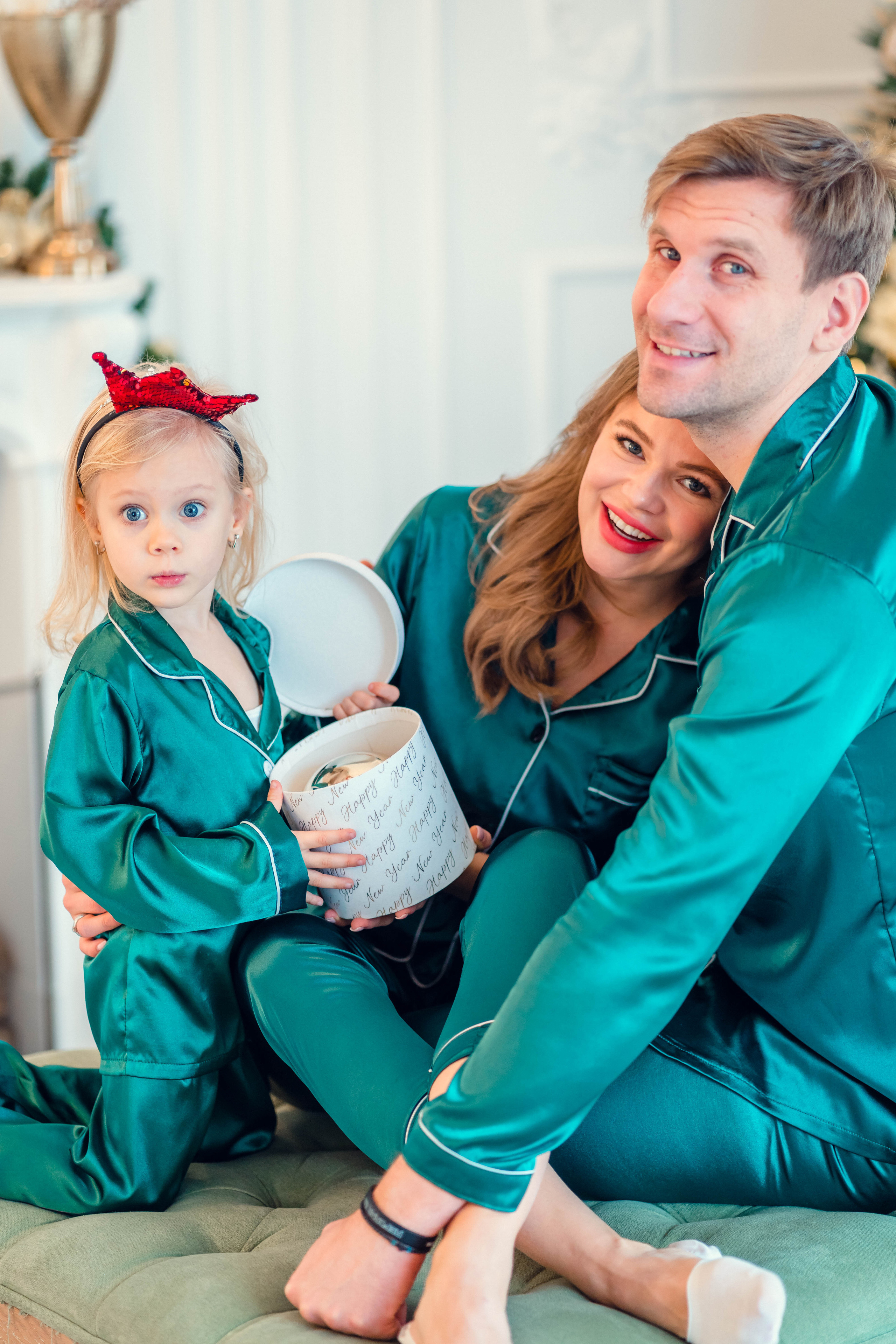 Новогодняя съемка семьи Ковалевских. Семейный и детский фотограф в Ростове-на-Дону Екатерина Шевченко