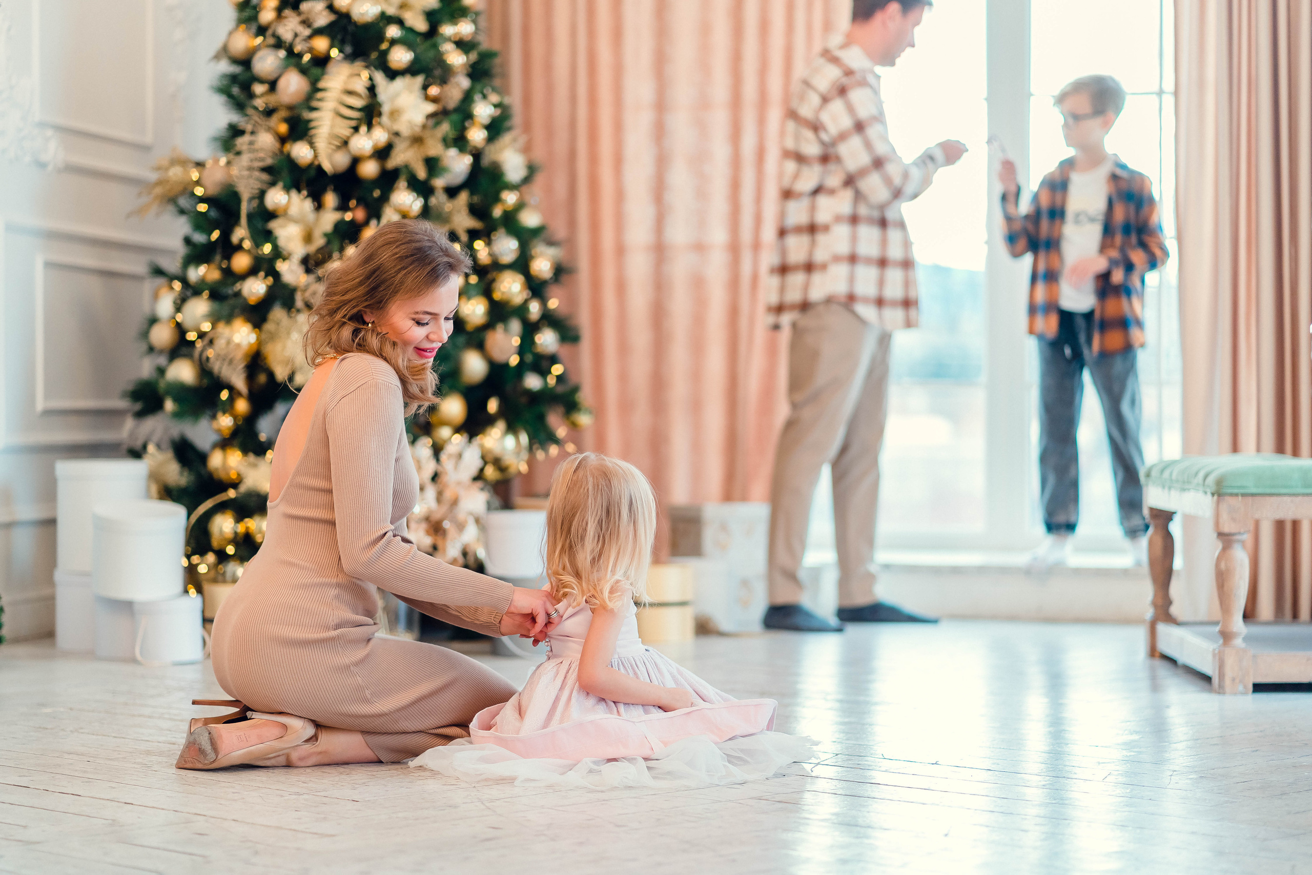 Новогодняя съемка семьи Ковалевских. Семейный и детский фотограф в Ростове-на-Дону Екатерина Шевченко