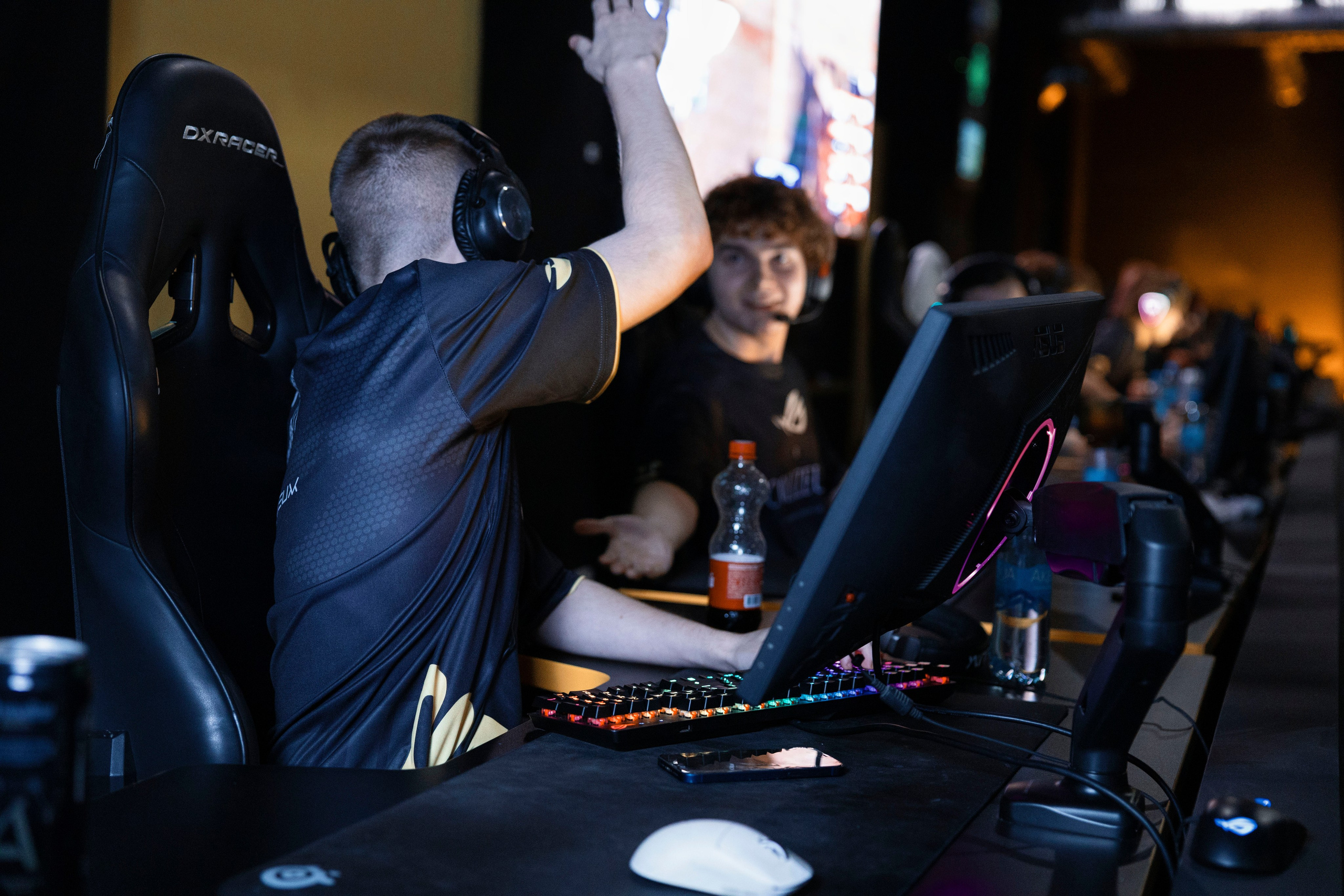 Художественный и киберспортивный фотограф Олег Walkcat