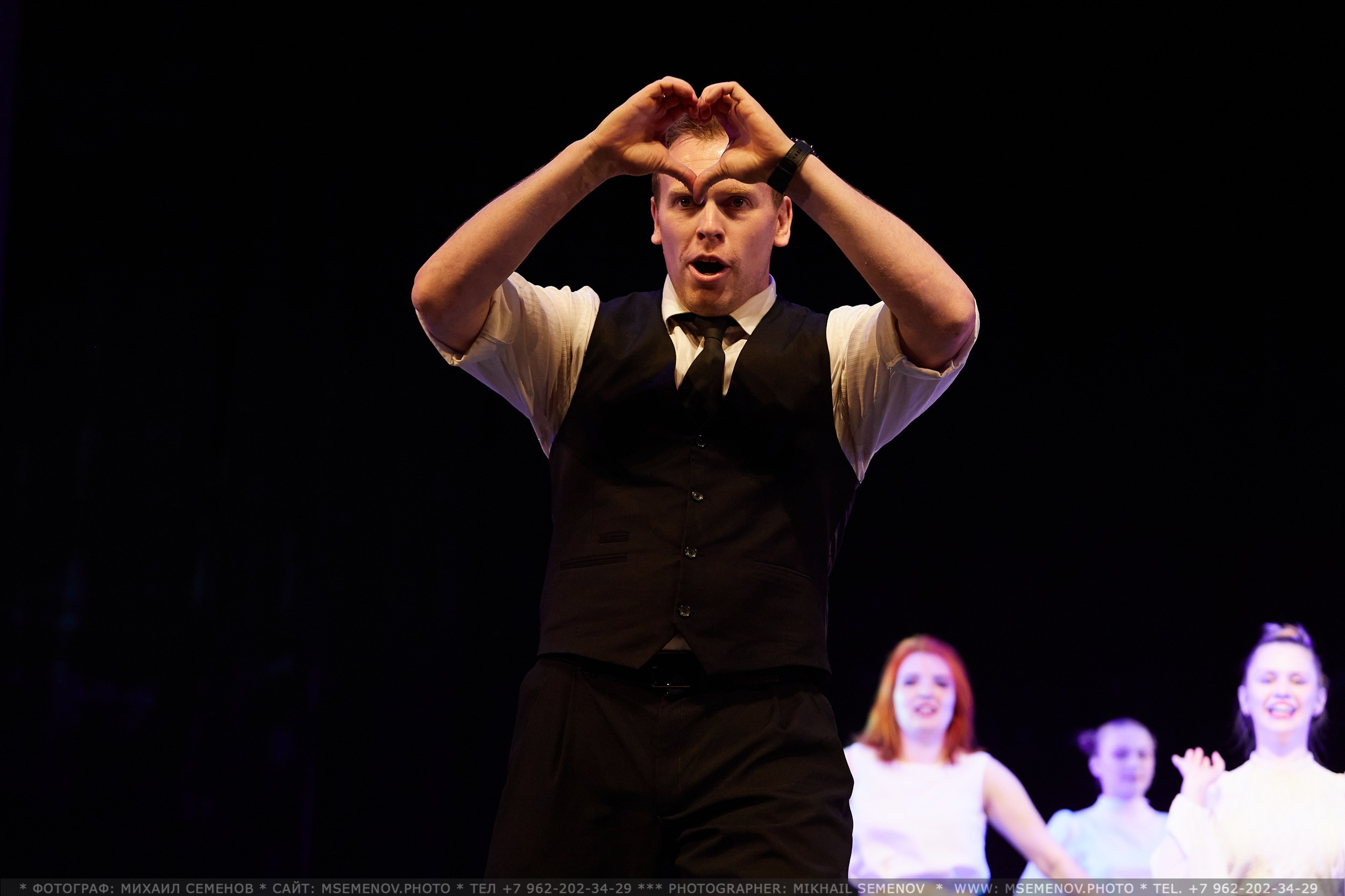 АНОНС фоторепортажа «Танцуй вопреки…» Танцевальный клуб «Априори». Фотограф, фотопроекты Михаила Семенова в Ярославле. Фотошкола