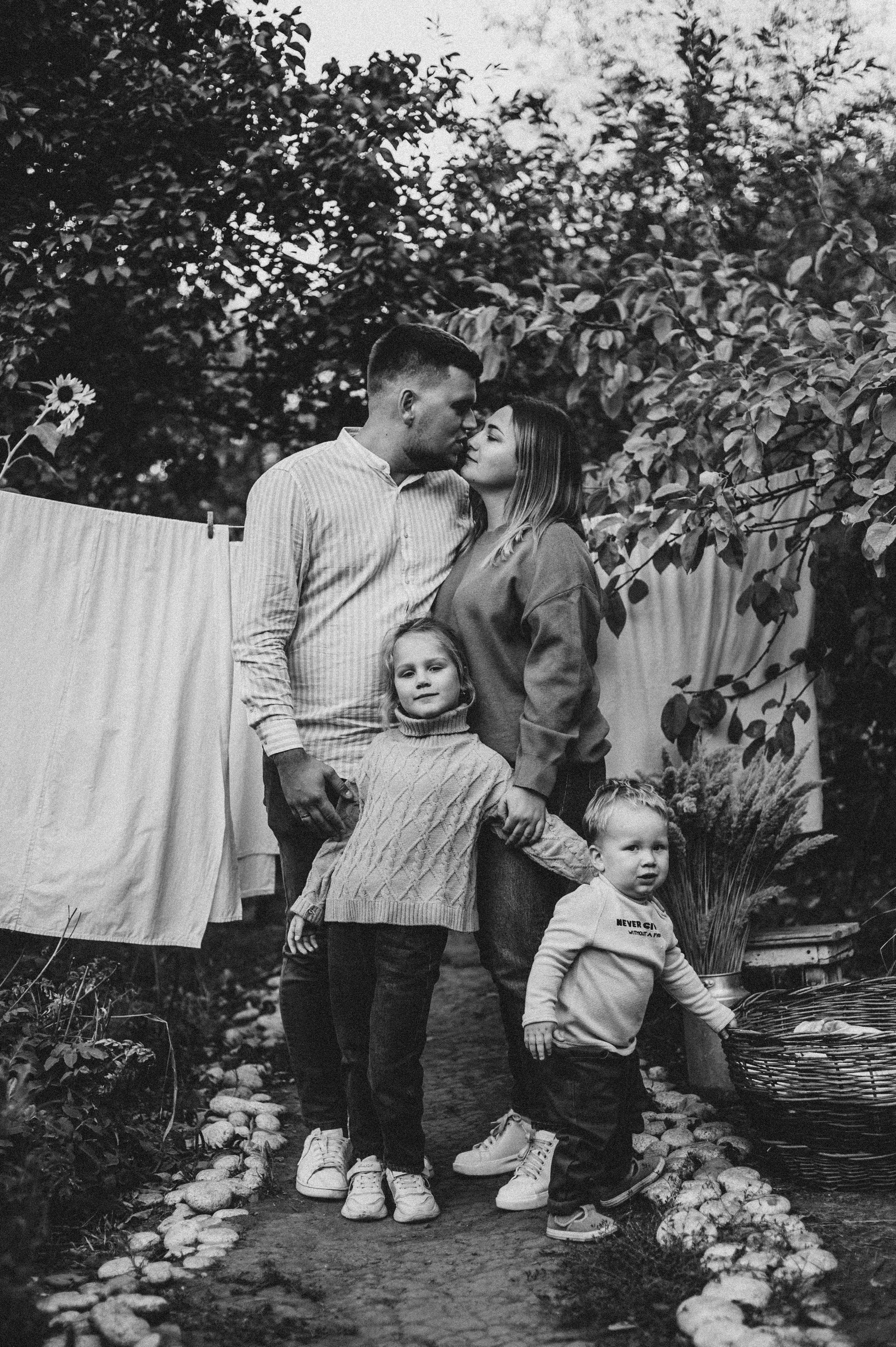 Семейная история. Даша, Саша, Кира, Герман и Мика. Свадебный и семейный фотограф в Ростове-на-Дону Алина Астахова