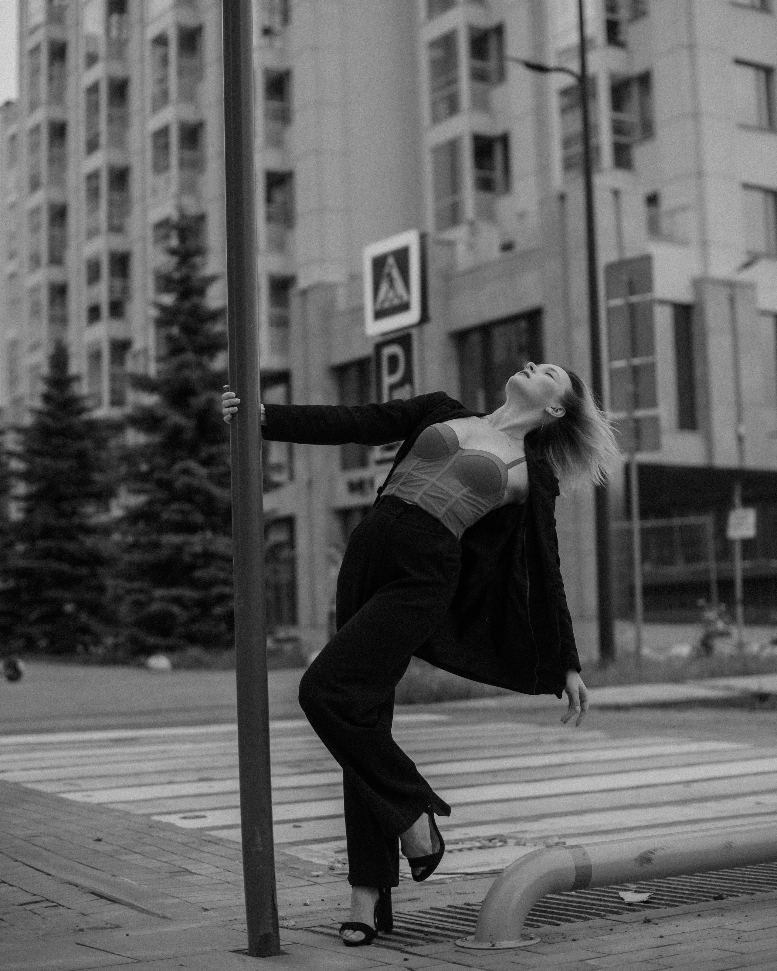 Аня. Женский фотограф. Создатель украшений ручной работы. Модель