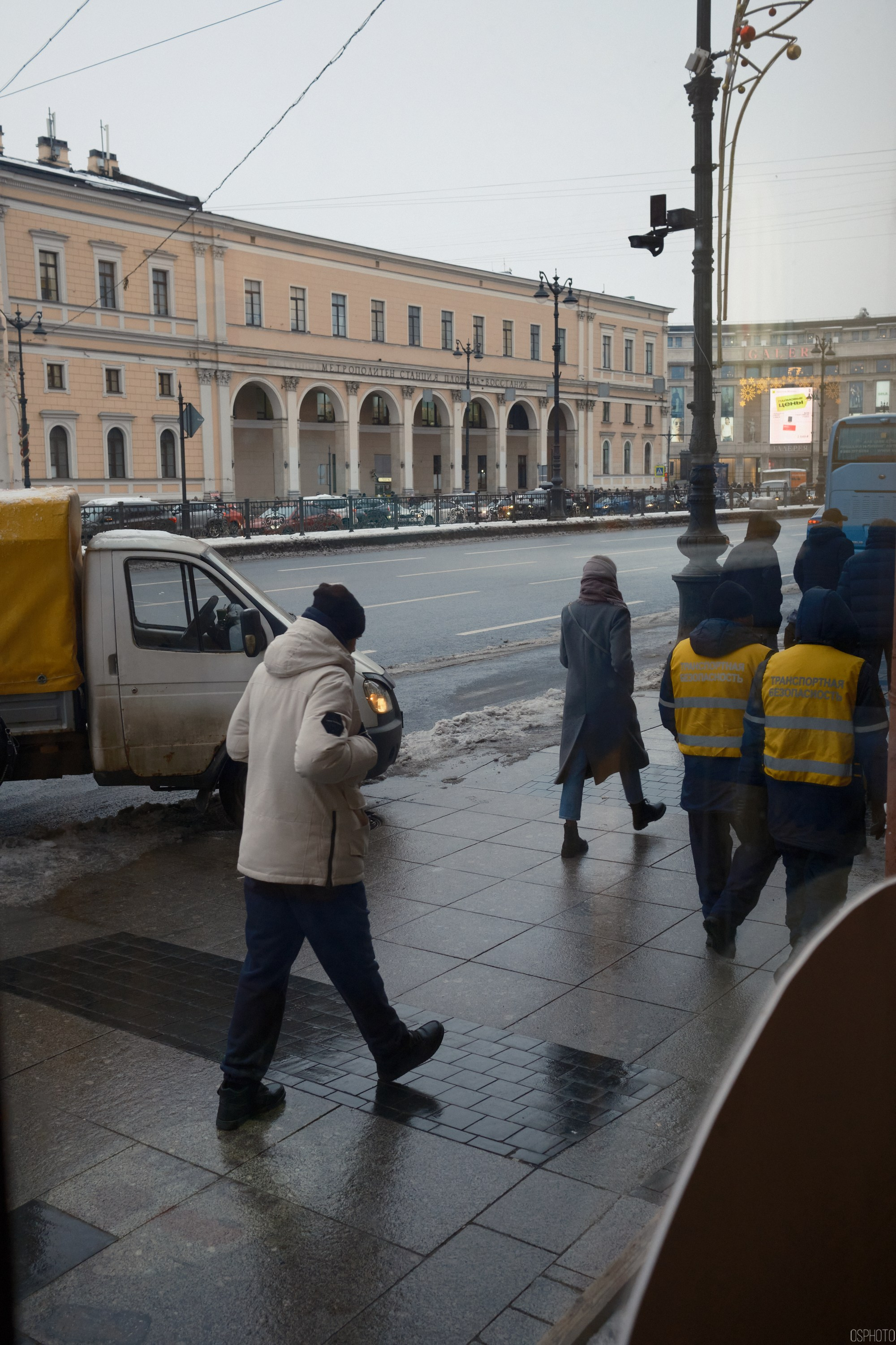 Снег и туман в Санкт-Петербурге. Фотографъ Сергѣевъ. Поймать мгновеніе