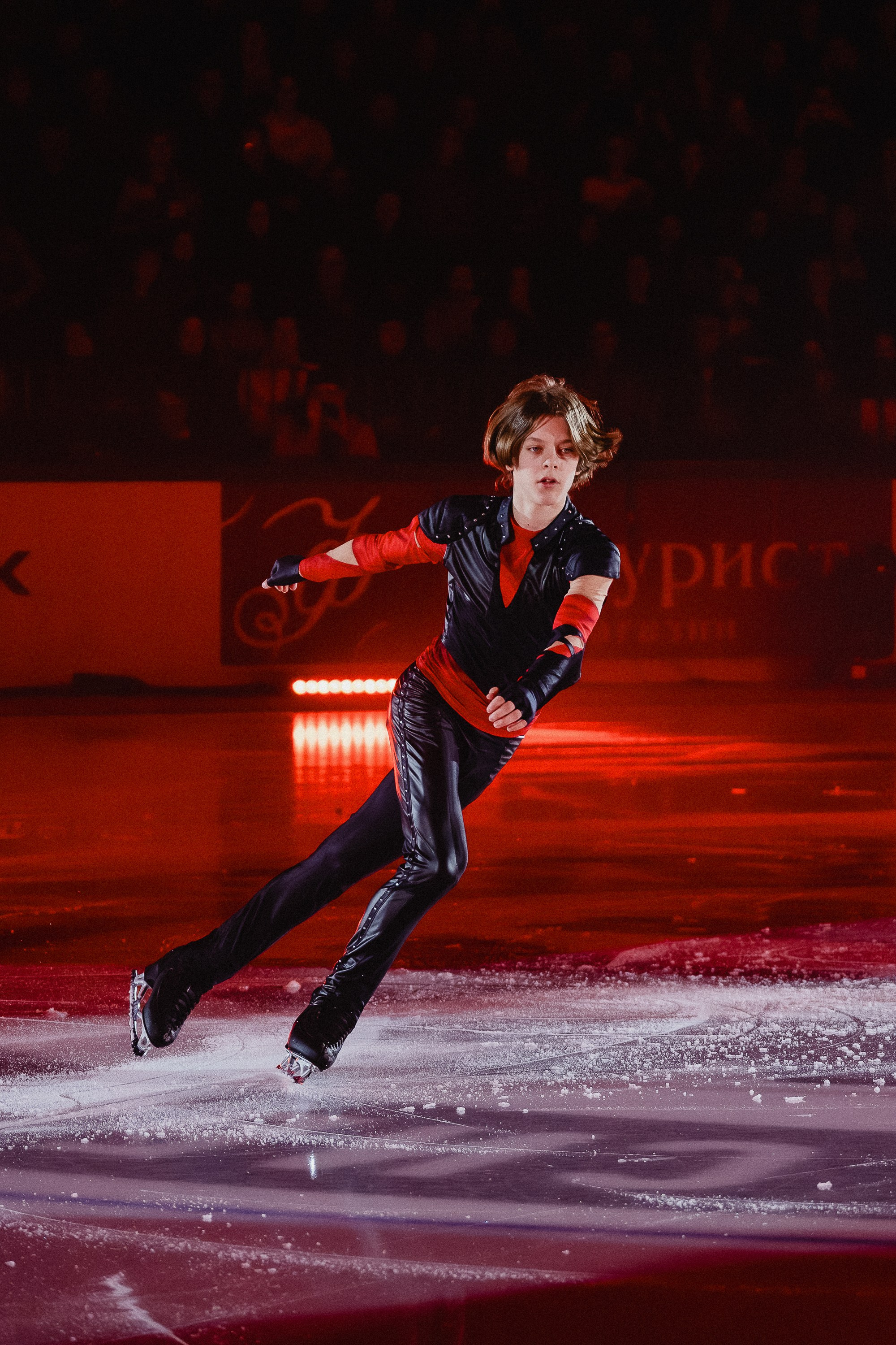 Шоу Этери Тутберидзе в Новосибирске. Воробьева Ксения — Спортивный и танцевальный фотограф Новосибирск