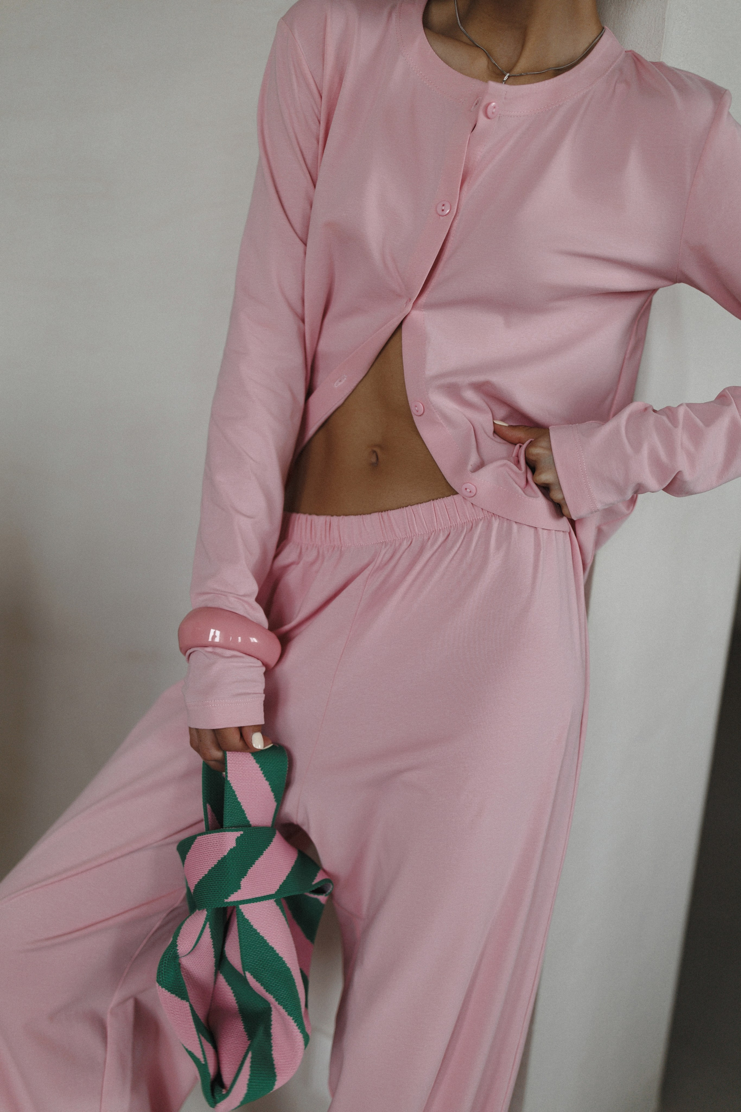 NEW FIELD NOTES. COMMON MUSE