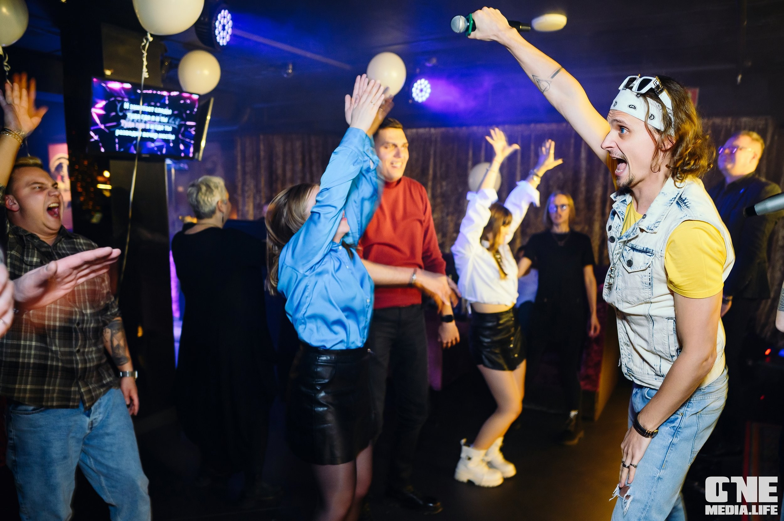 Фоторепортаж из караоке-клубе Эйфория. One Media Life: фоторепортажи, фотоотчеты с мероприятий и заведений