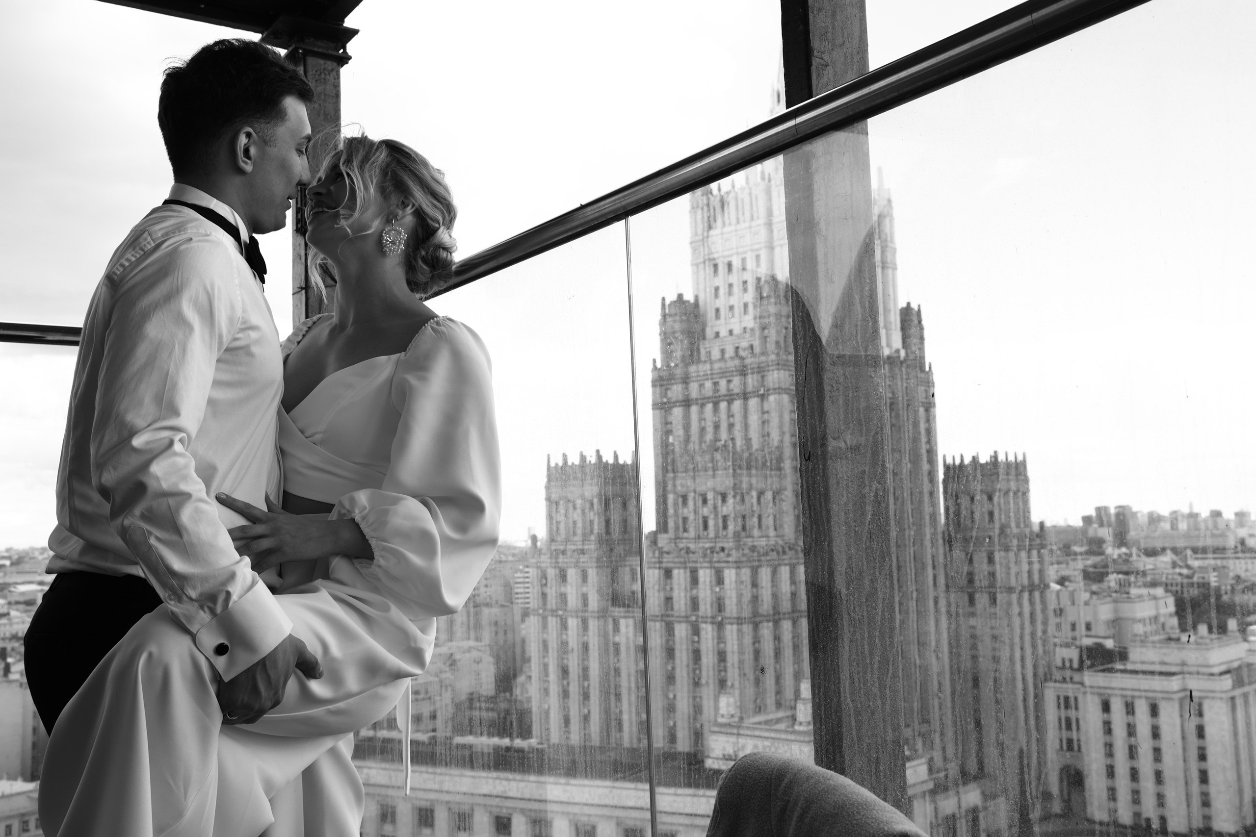 Свадебная фотосессия в Москве-сити. Свадебный фотограф в Москве Элина Ларченкова. Фото, которые цепляют
