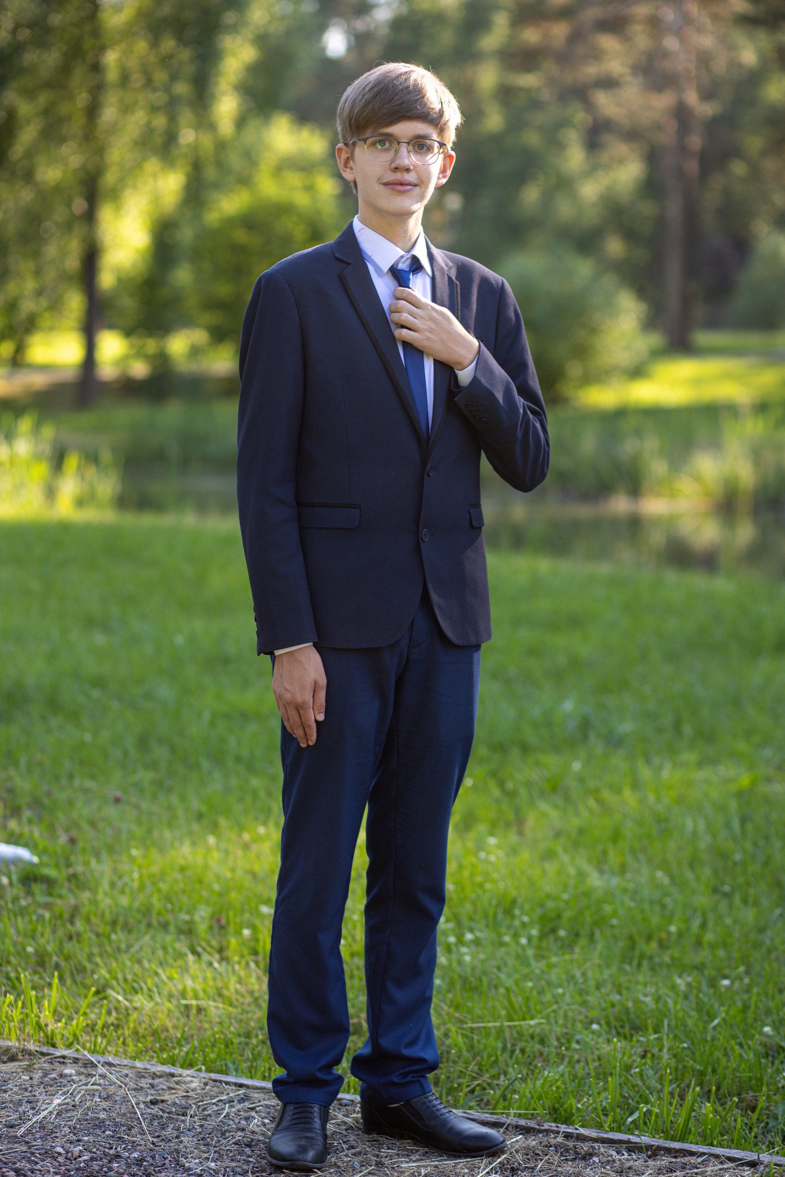 Фотосессия на выпускной. Школа № 12, 11 класс, 2024 г. Студия выпускных альбомов Остров