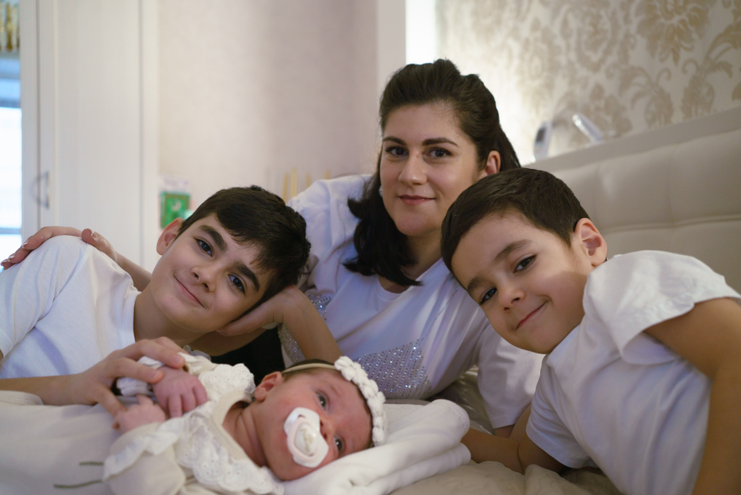 Съемка семьи Амины с четырьмя детьми. Видеограф Осинина Татьяна — видеосъемка в Москве