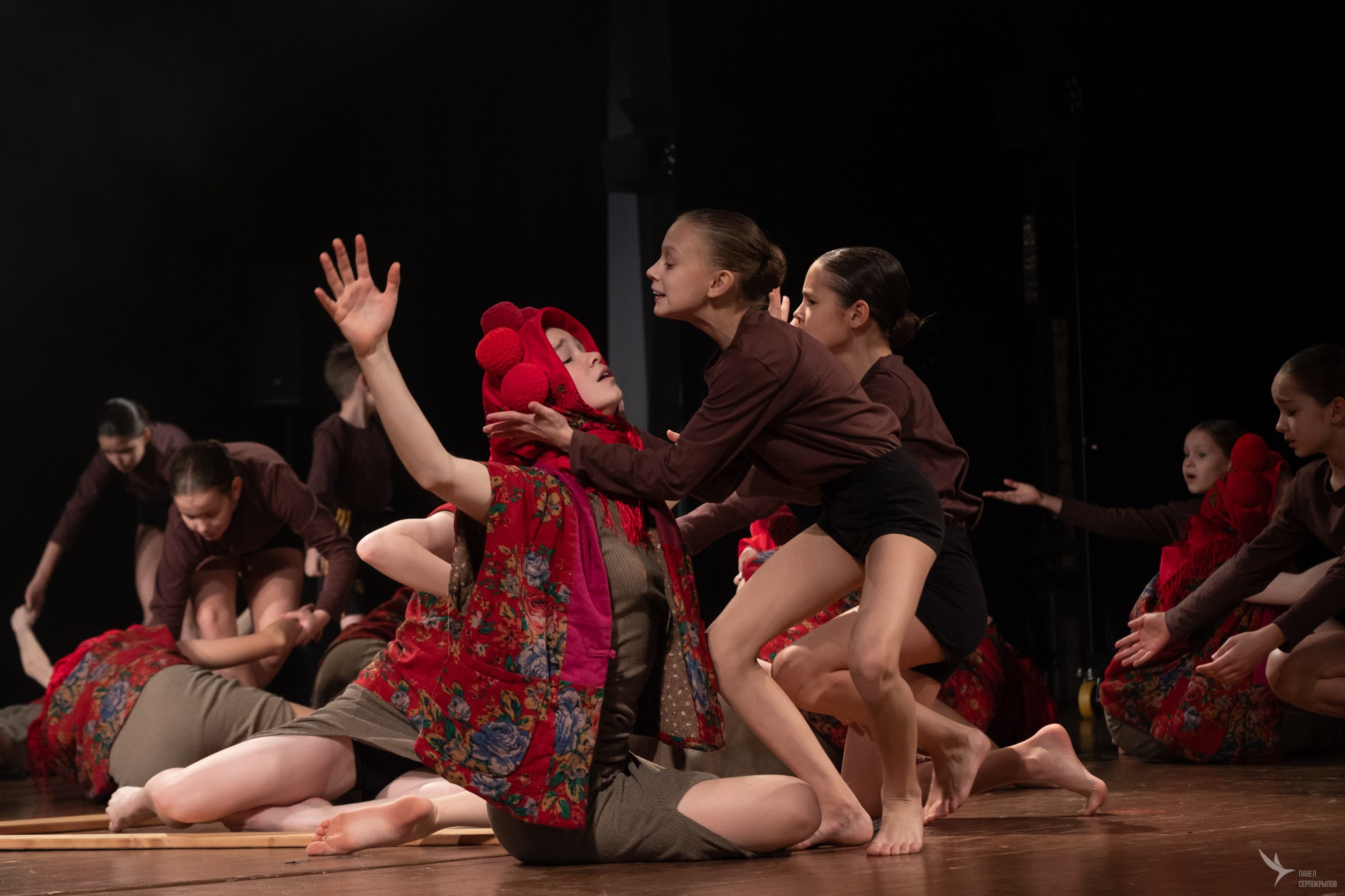 Хореографический спектакль «На след и Я». Репортажный фотограф в Казани Павел Серпокрылов
