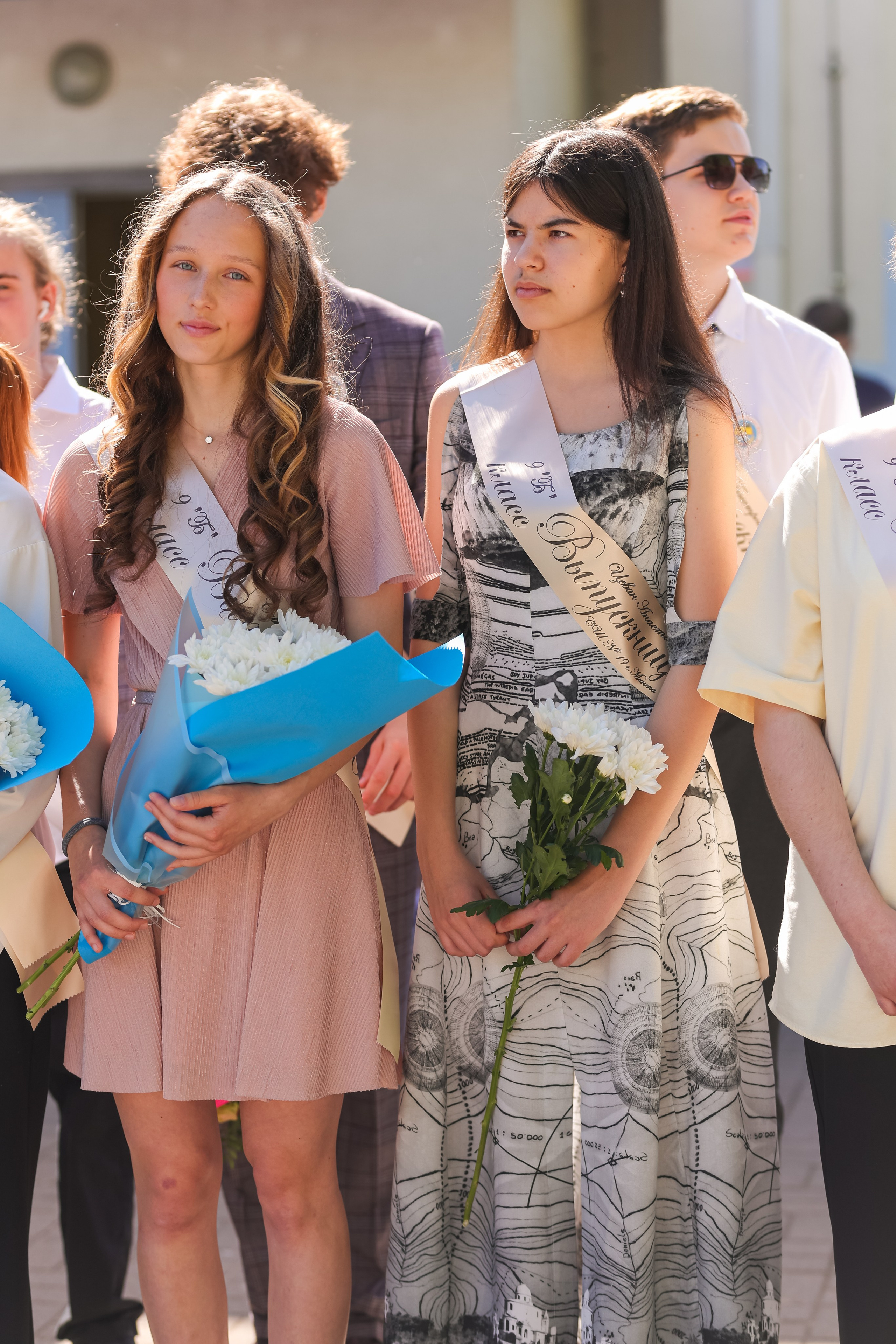 Последний звонок в СШ№ 19 г.Минска. Свадебный фотограф Беларусь Ольга Козыренко