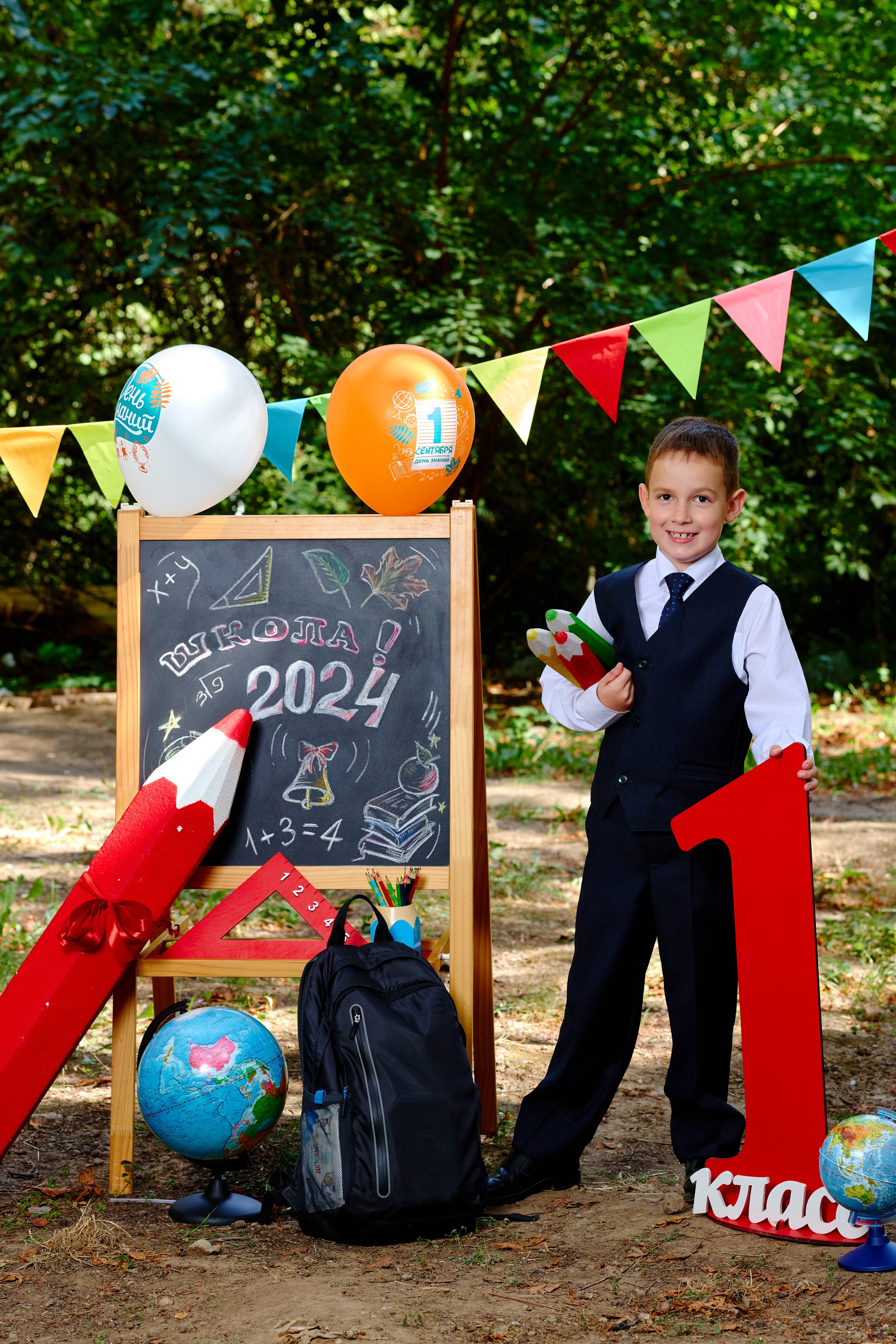 Альбом для 1 класса (персональный). Фотограф Выпускные альбомы Таганрог Сергей Коробченко