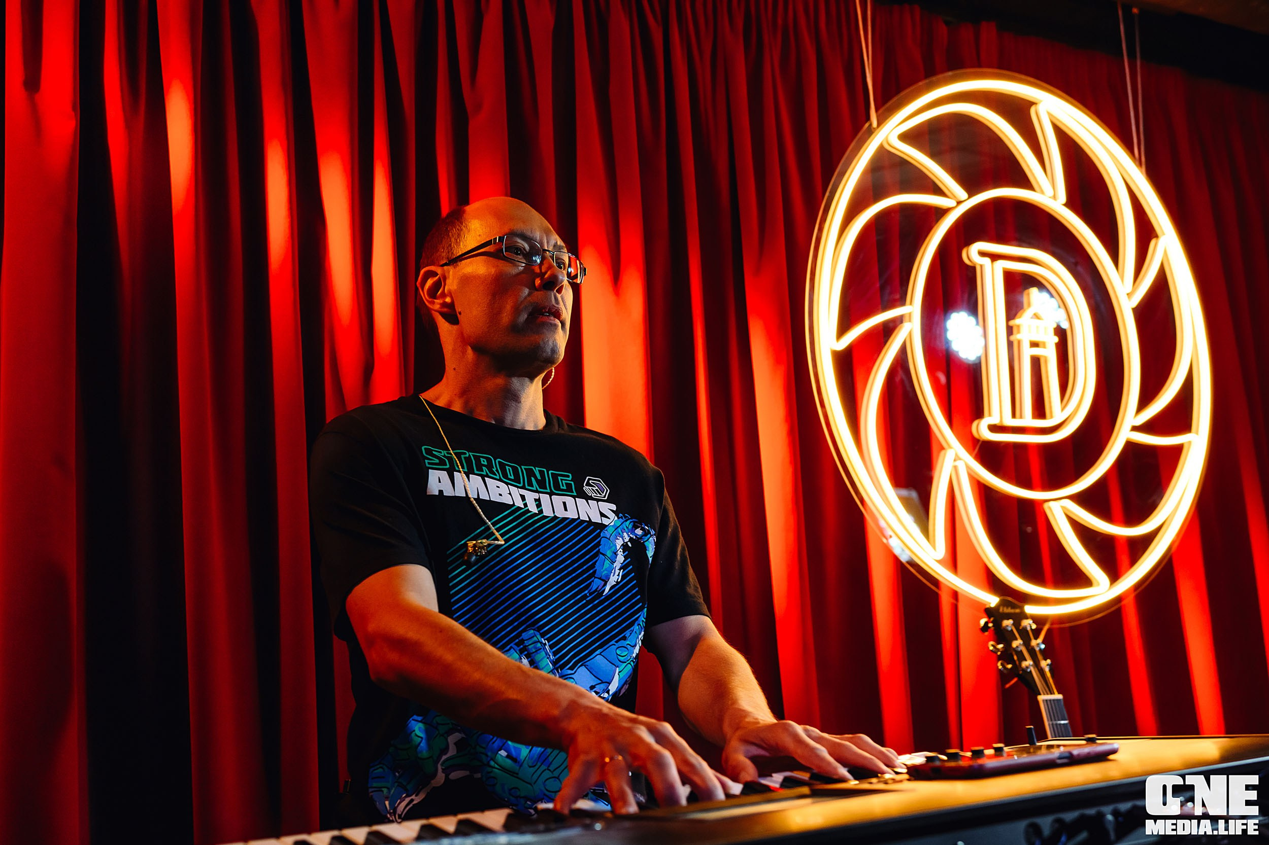 Фоторепортаж с дня рождения бара Дредноут. One Media Life: фоторепортажи, фотоотчеты с мероприятий и заведений