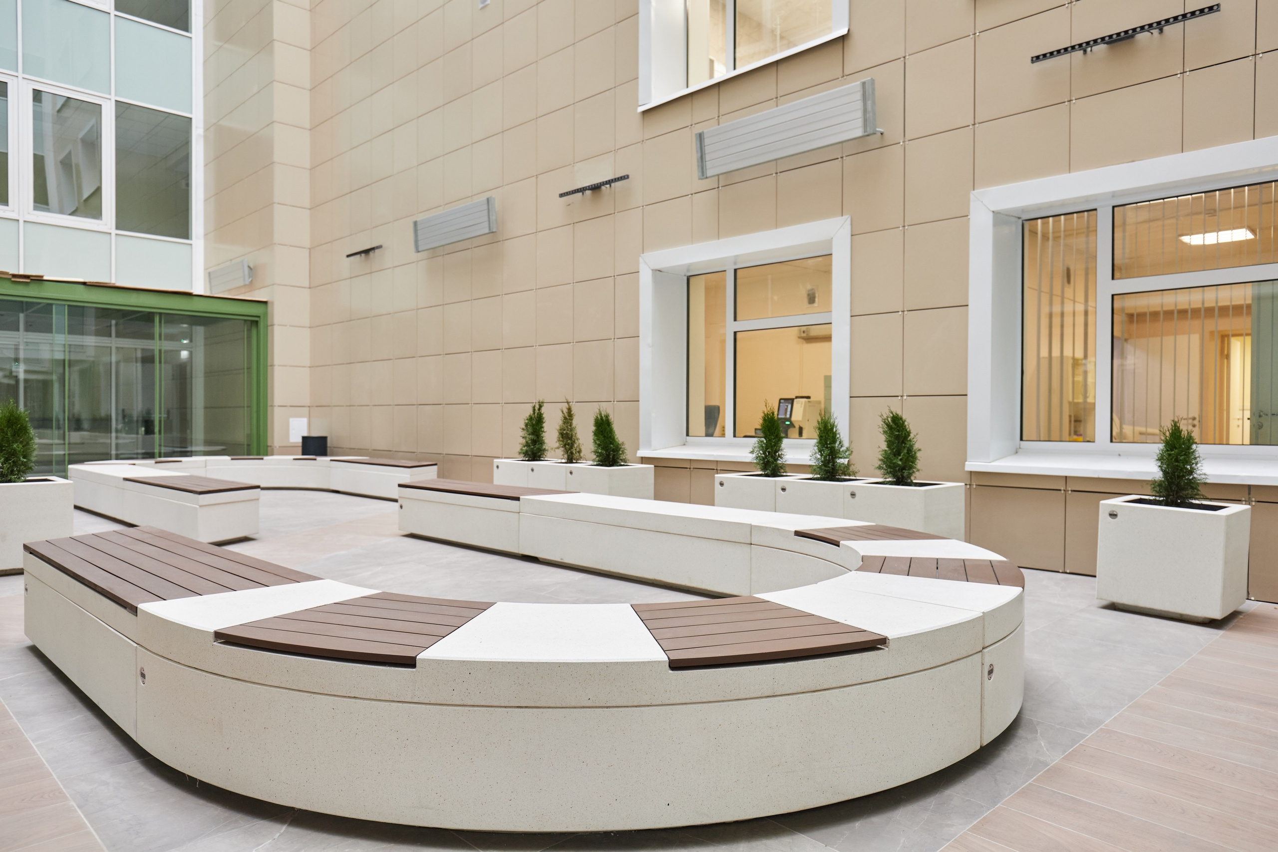 Фотограф интерьера, мебели и портрета в Санкт-Петербурге