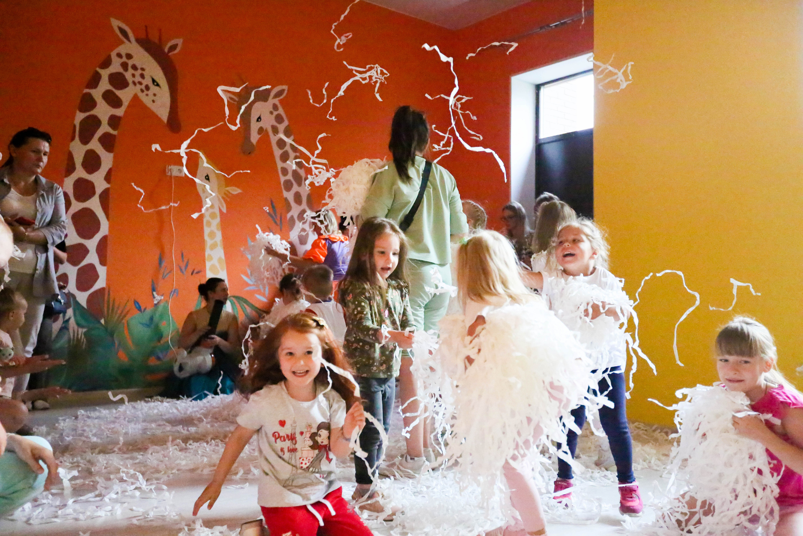 Детский языковой центр. Фотограф для вас и вашего бизнеса в Москве Альбина Никифоров