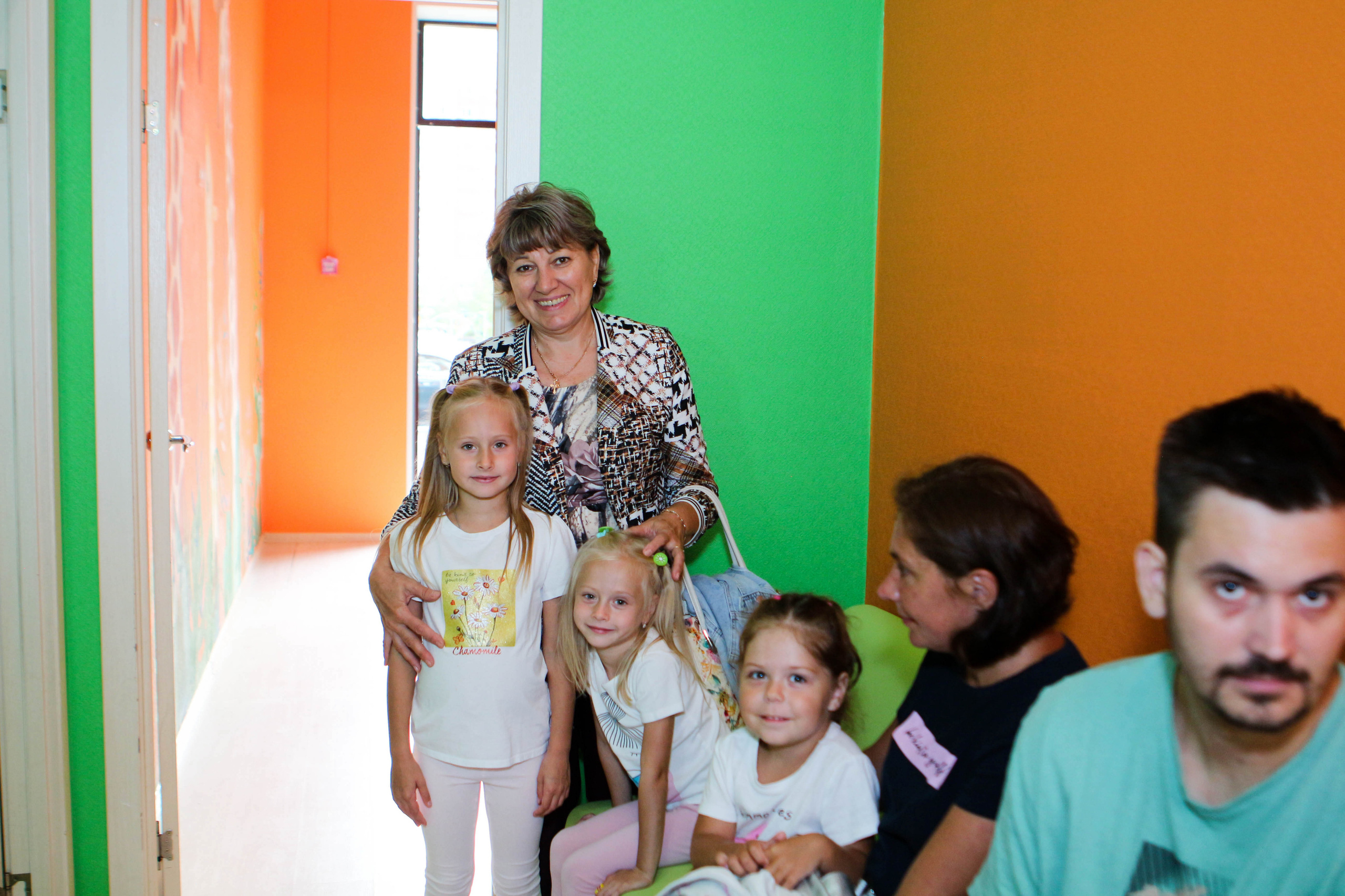 Детский языковой центр. Фотограф для вас и вашего бизнеса в Москве Альбина Никифоров