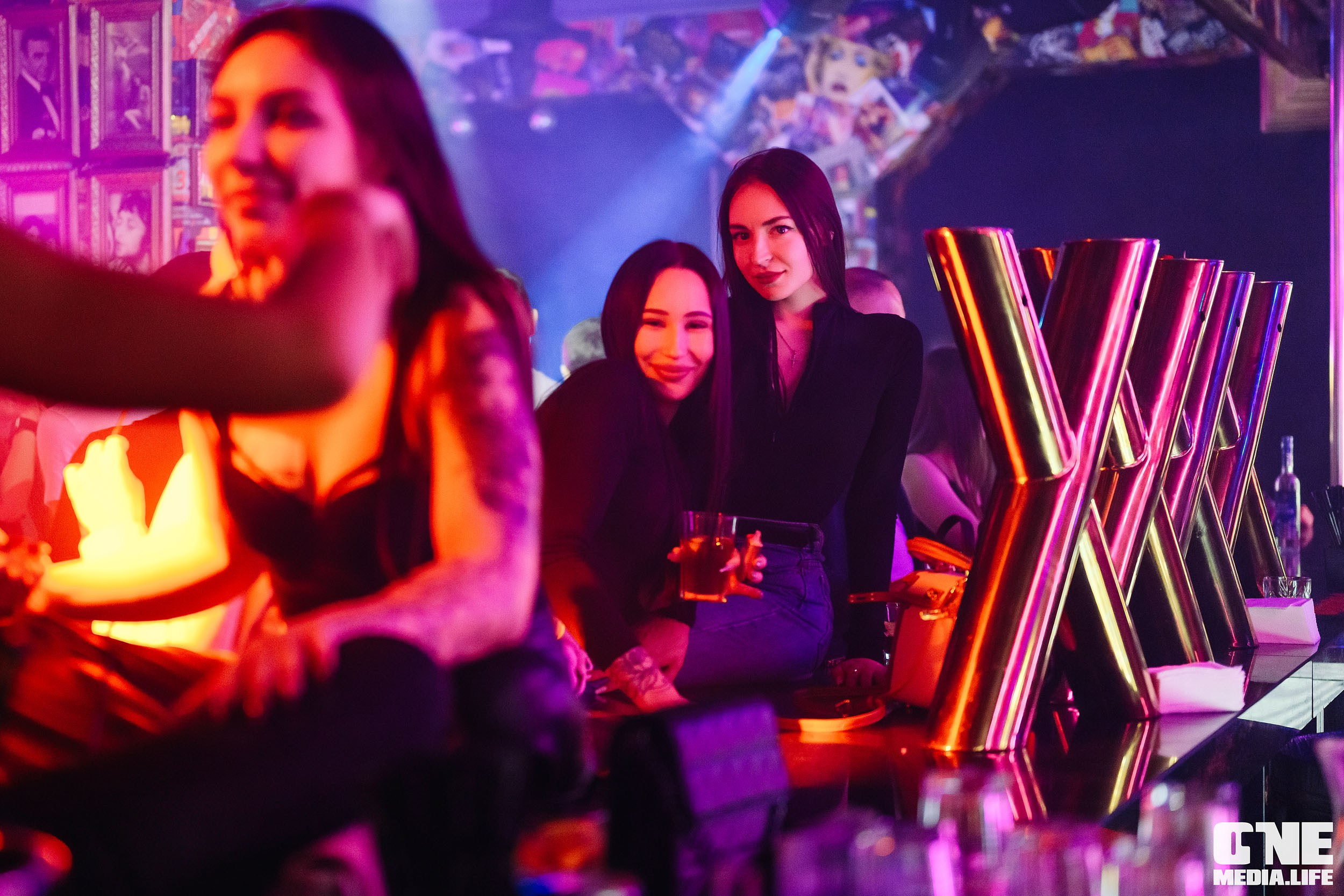 Фоторепортаж из бара XxxX. One Media Life: фоторепортажи, фотоотчеты с мероприятий и заведений