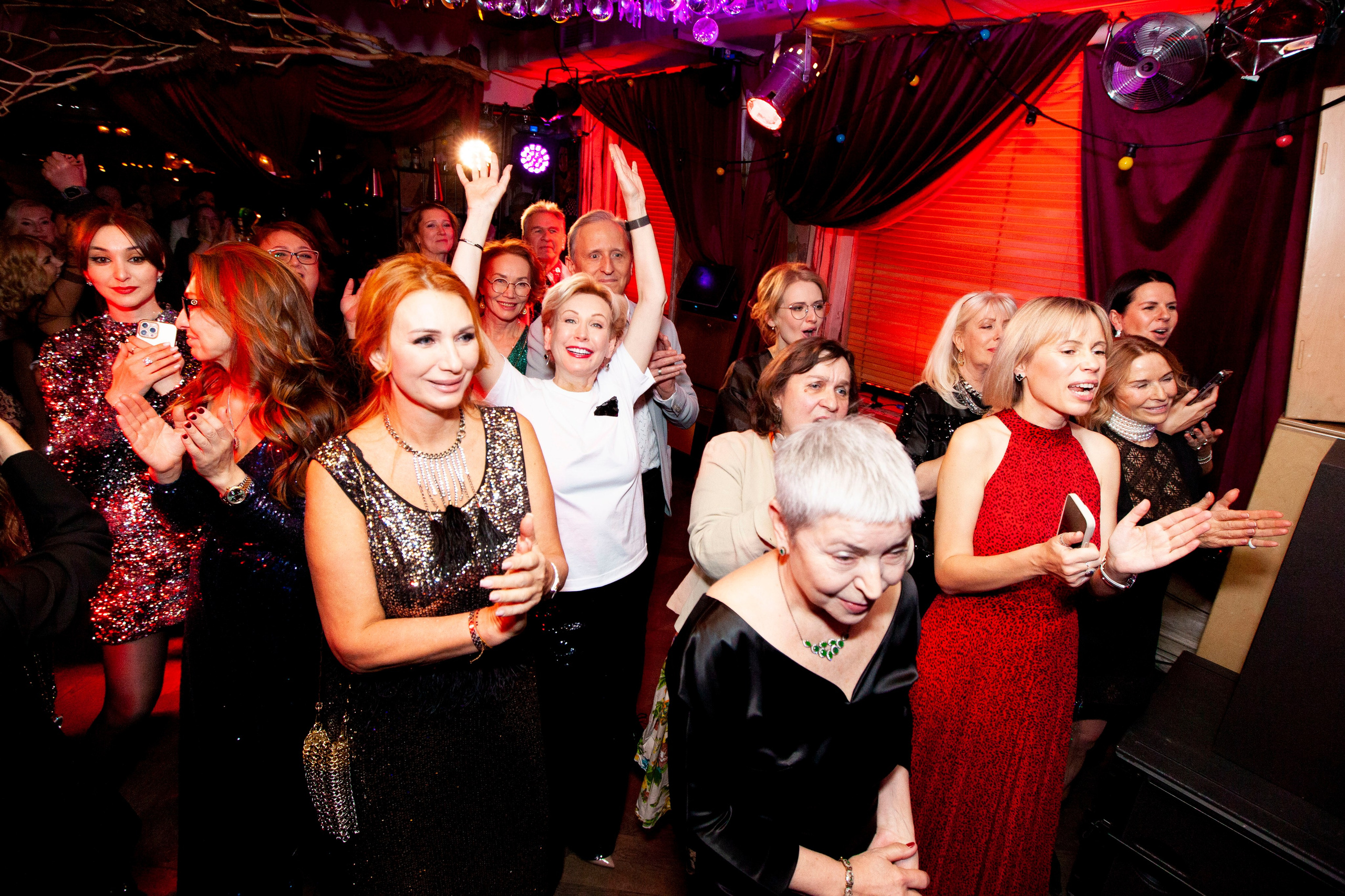 Новогодний корпоратив клуба путешествий Михаила Кожухова. Stanislav Baryshev — People. Emotions. Atmosphere