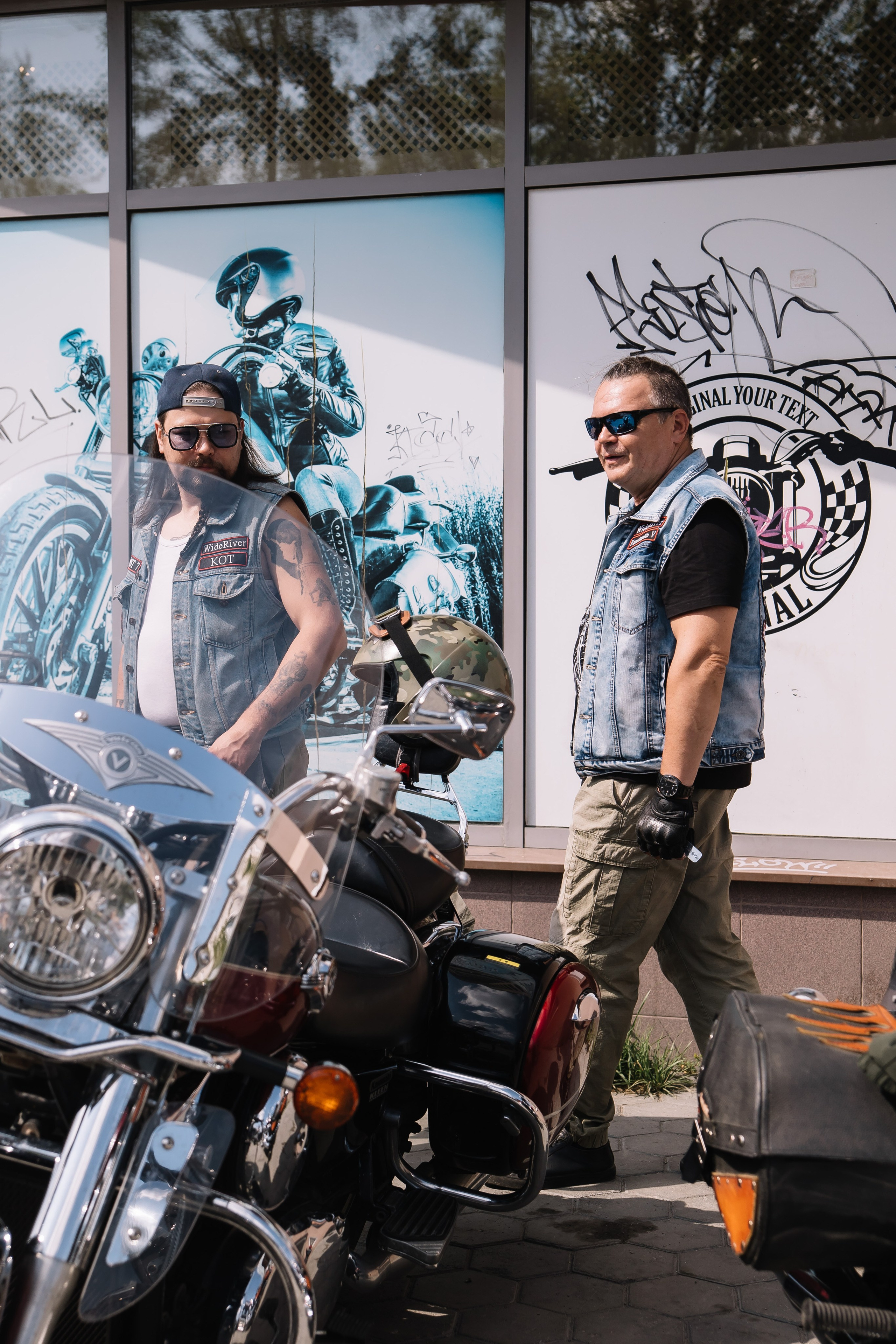 Репортаж свадьбы со сборов и до торта. Свадебный, семейный фотограф, контент съёмка. Екатеринбург. Елена Граф