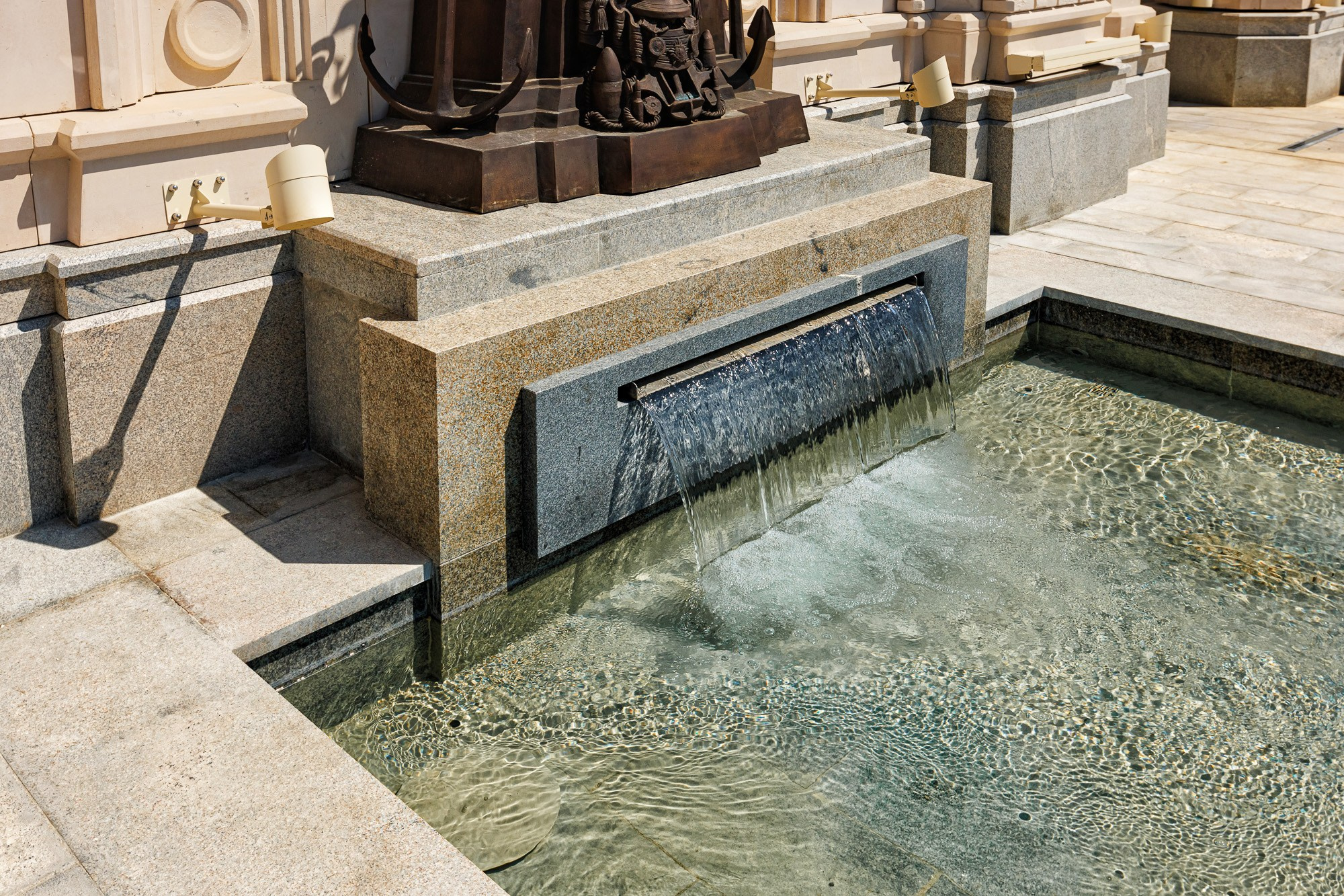 Новый Херсонес в Севастополе, гранитная облицовка Росгранит. Свадебный фотограф, фотосъемка в Крыму, Севастополе, Симферополе, Ялте