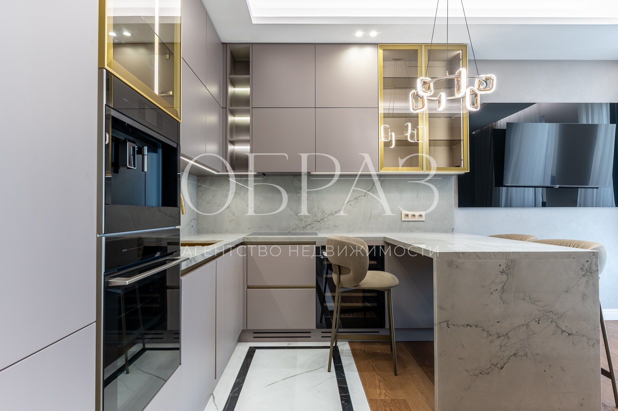 FullHouse на продажу. Интерьерный Фотограф Москва Криста FLY Труфанова