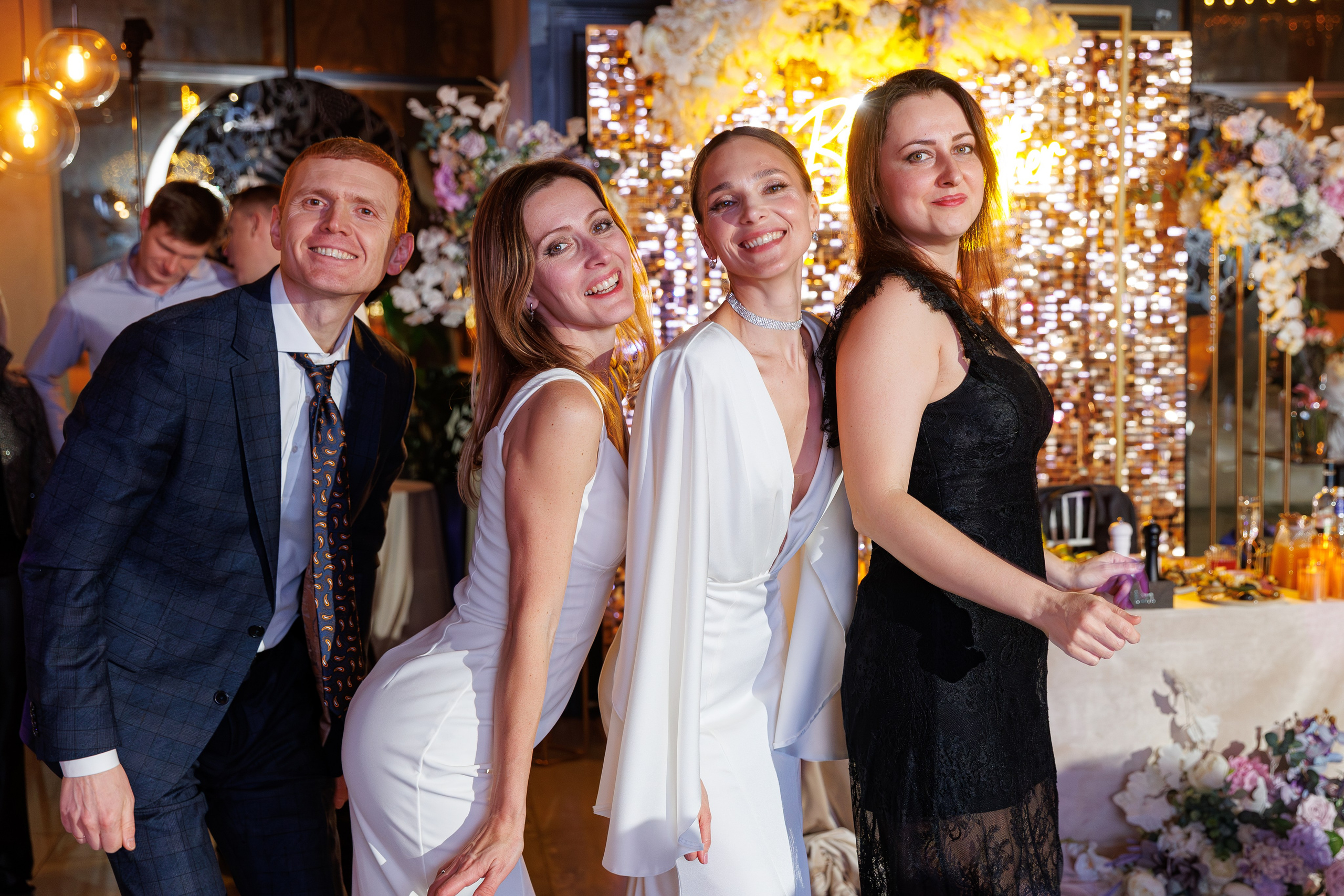 Свадьба в ресторане Малиновка м.Сокольники. Свадебный фотограф Москва и МО Сергей Киржаев