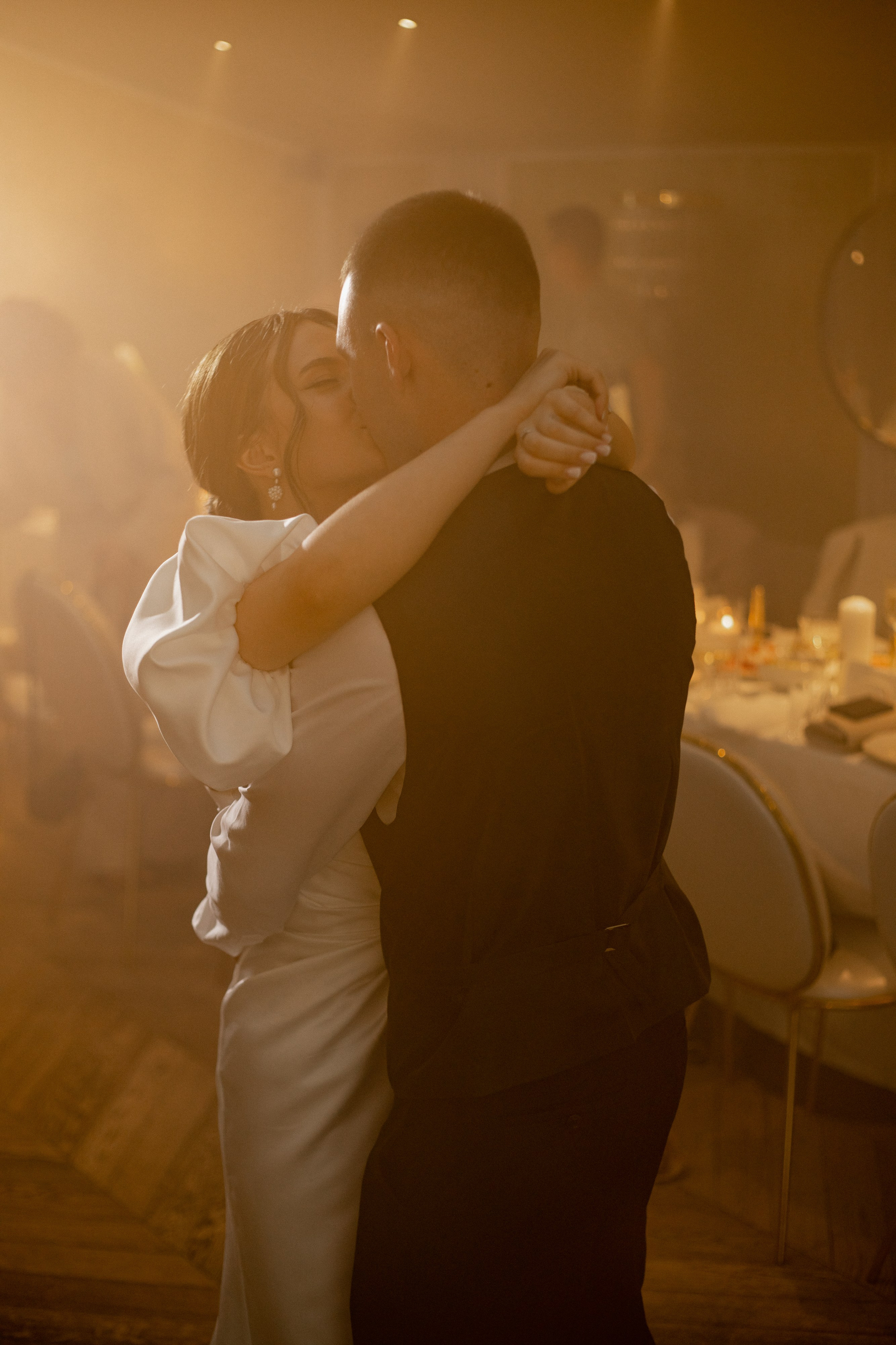 Свадебный фотограф Таня Караисаева