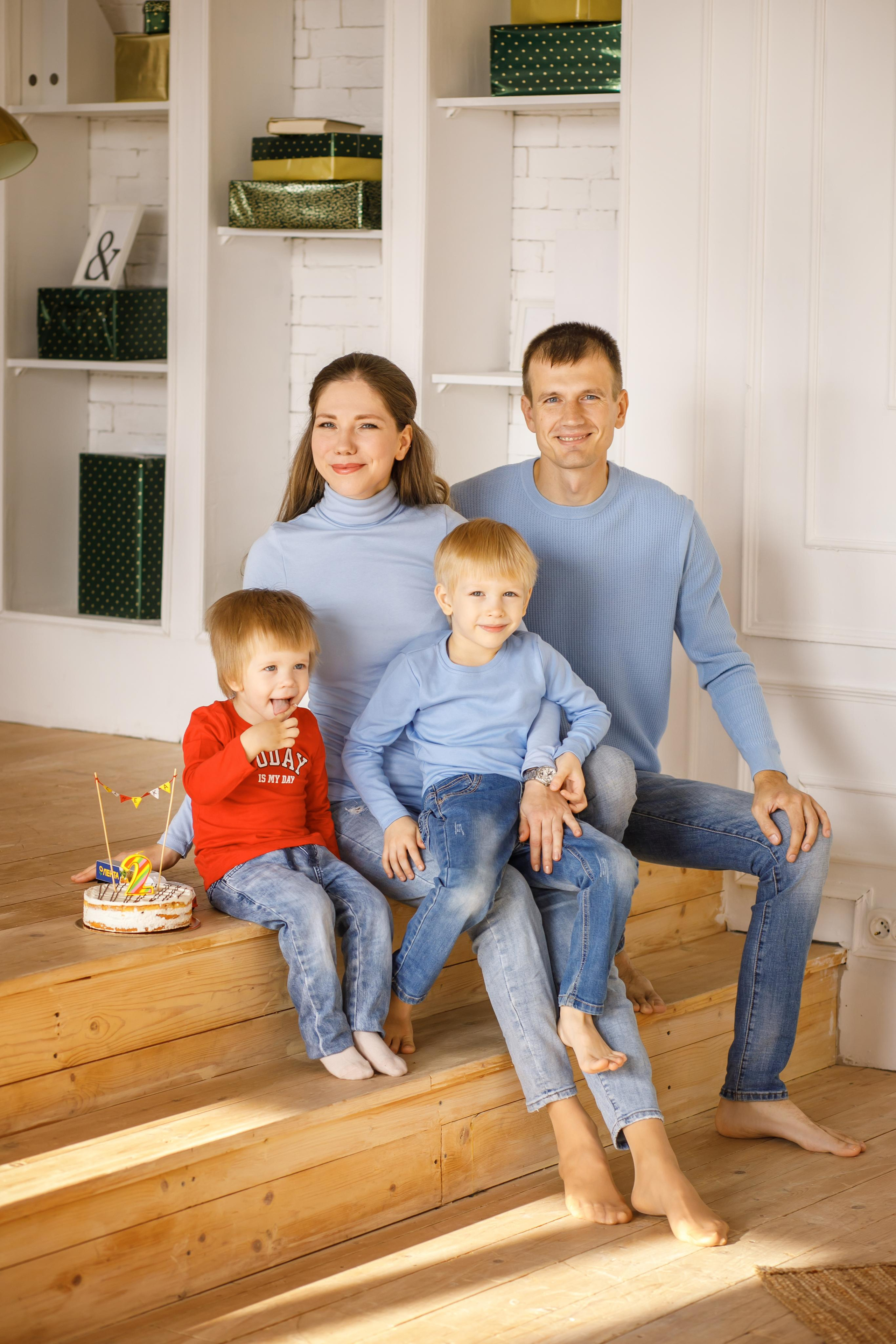 Семейная новогодняя фотосъемка. Семейный и детский фотограф в Ростове-на-Дону