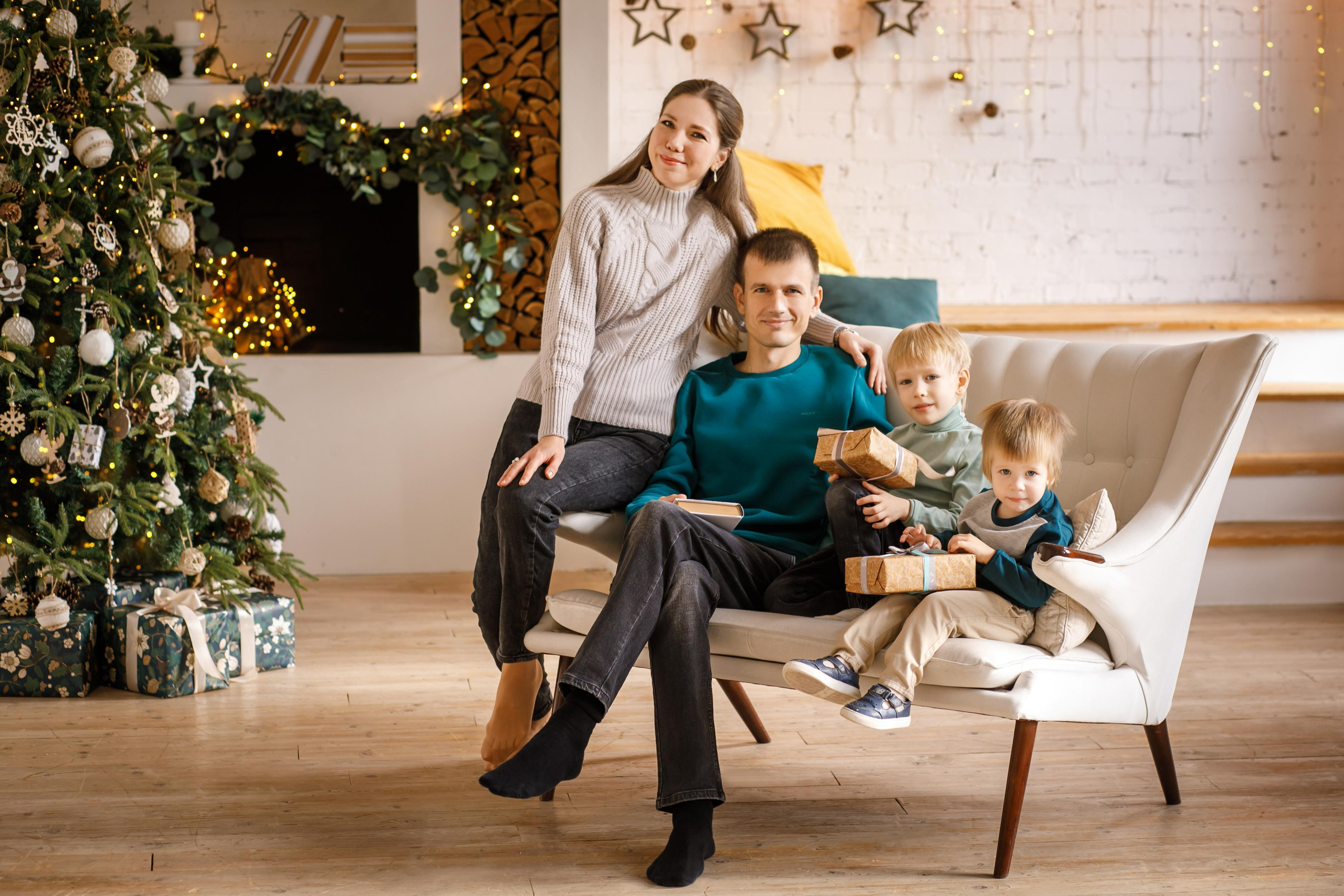 Семейная новогодняя фотосъемка. Семейный и детский фотограф в Ростове-на-Дону