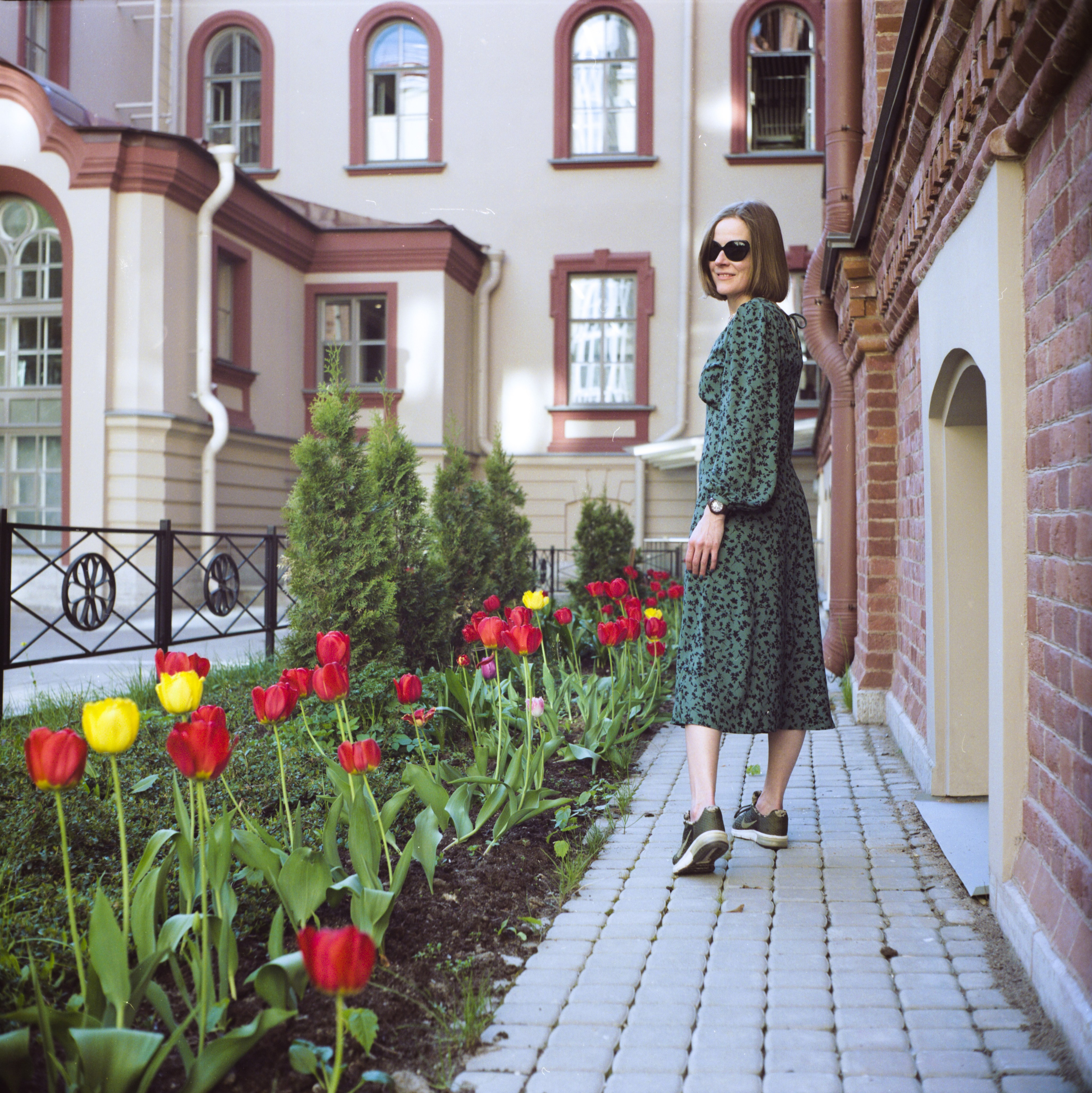 Танюша. Портретная фотосессия на плёнку в Санкт-Петербурге. Илья Михачёв Фотограф ПРО людей