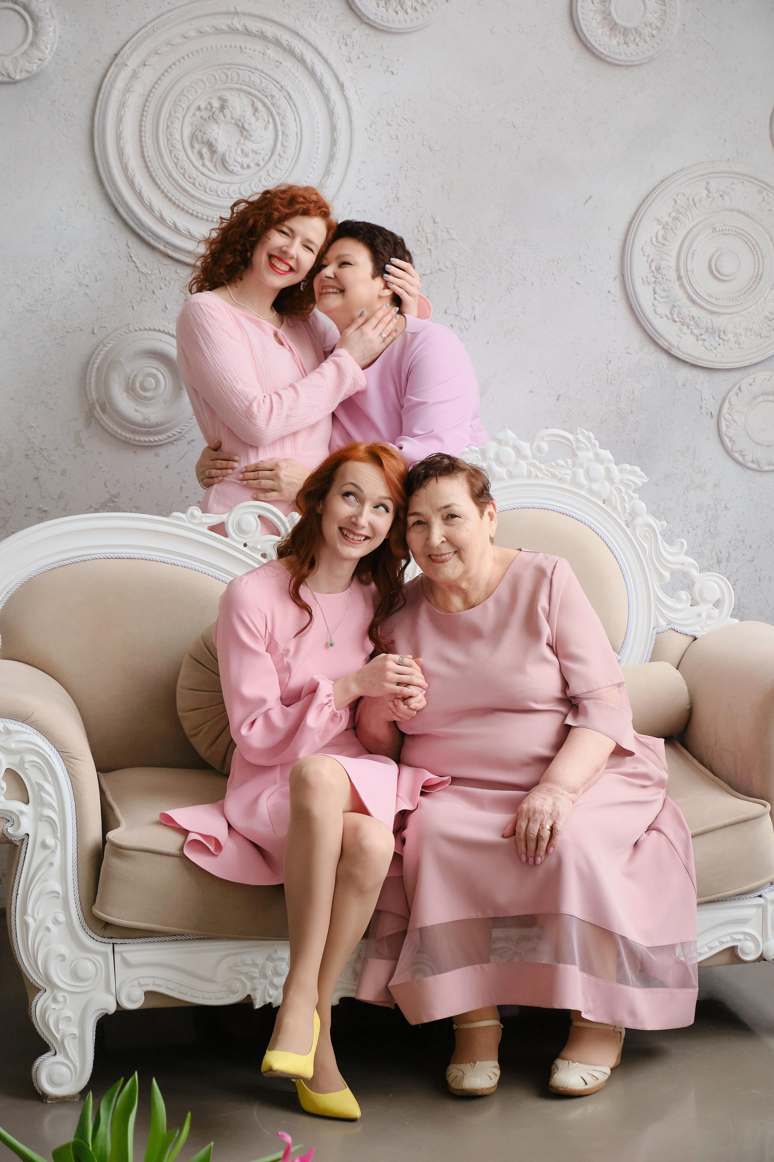 Семейная фотосессия в Красноярске по доступной цене