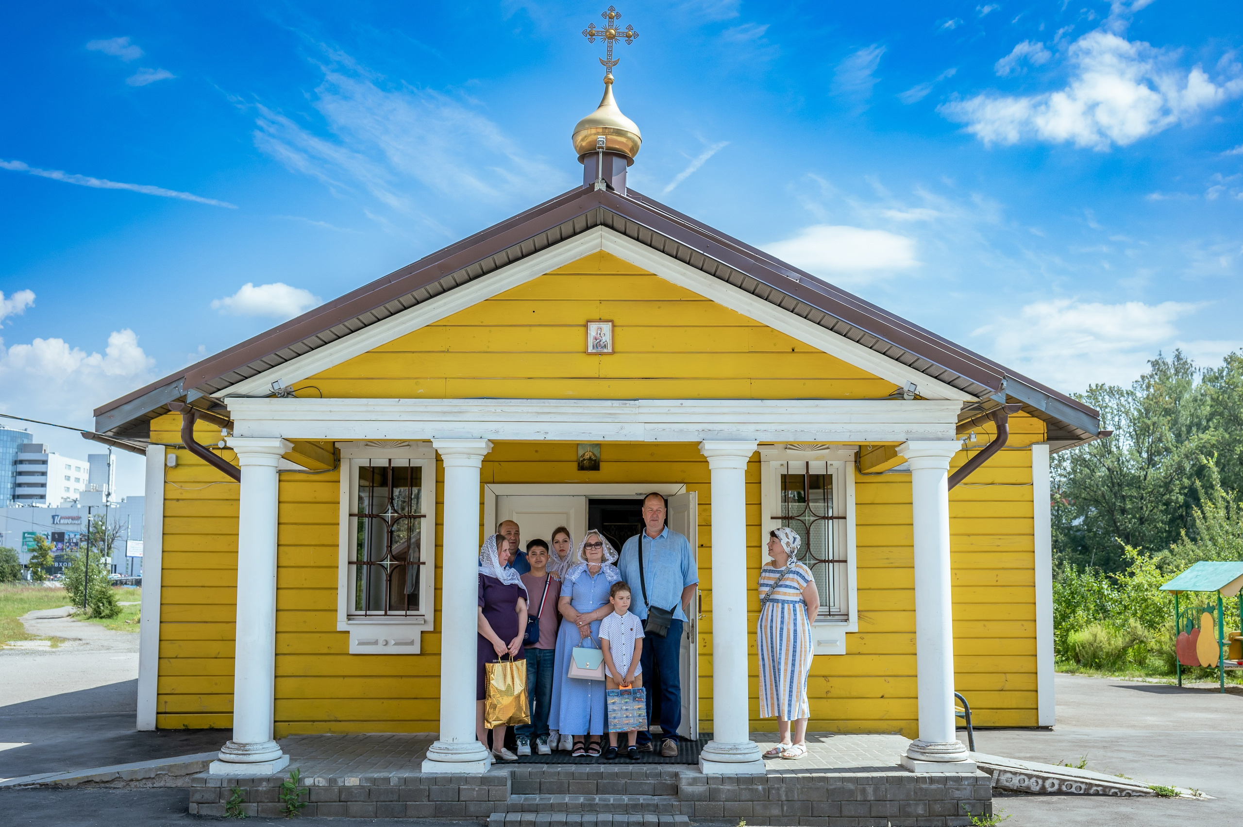 Фотосессия крещения в г. Московский. Фото и видео Москва. Свадебный фотограф, видеограф, фотосессии, видеосъемка