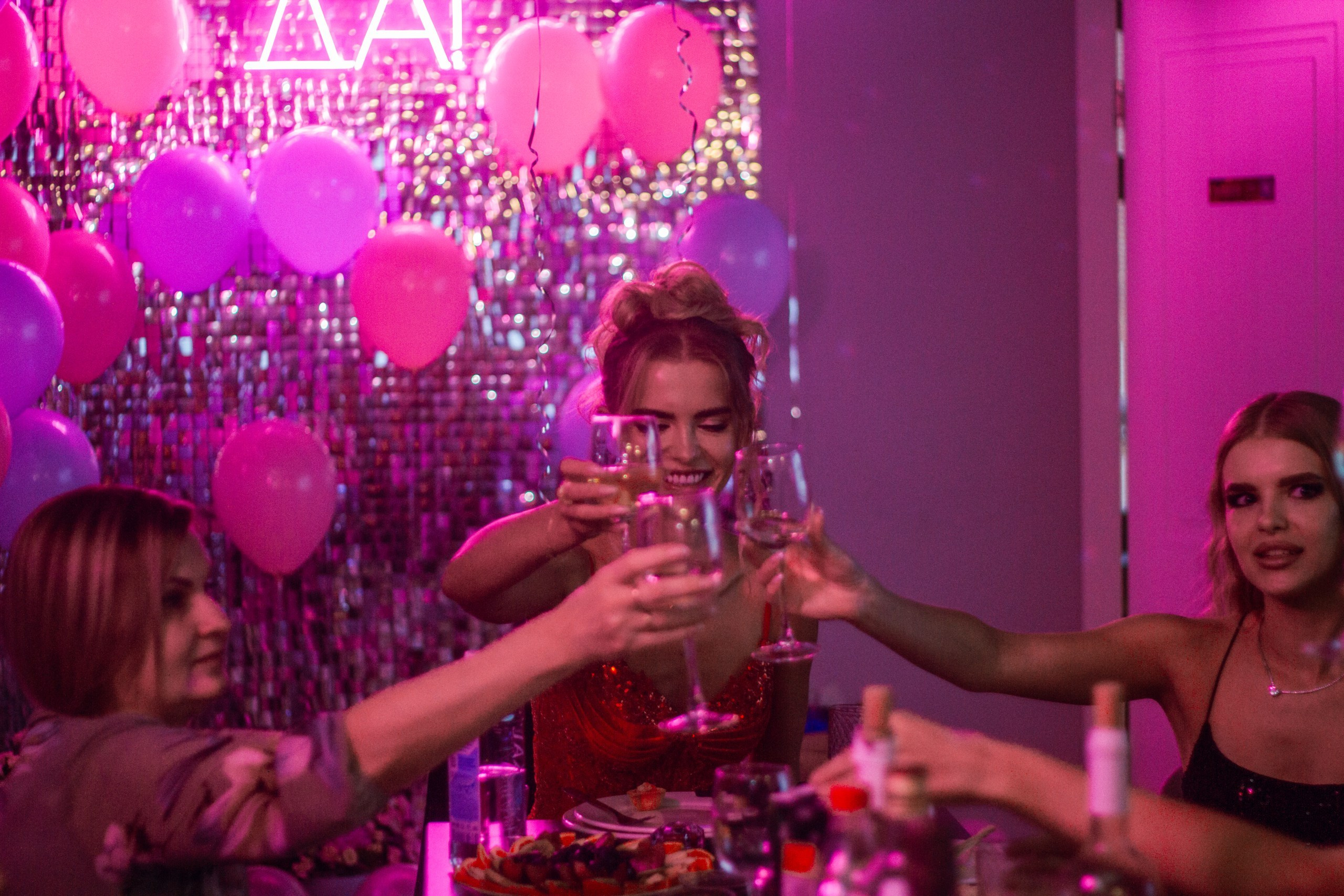 Залы. Izmailov loft