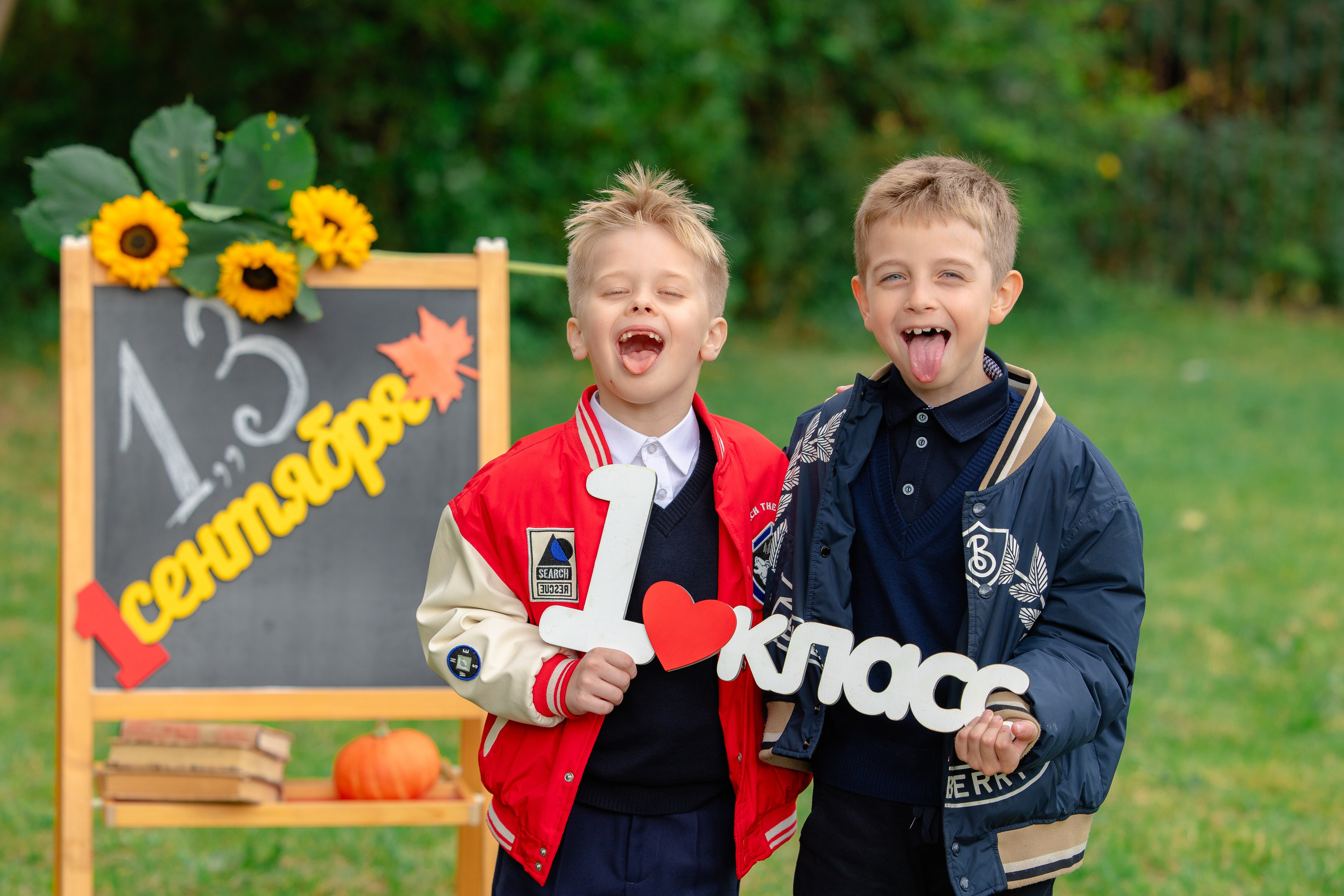 Школьные выпускные альбомы. Фотограф и режиссер Московко Екатерина