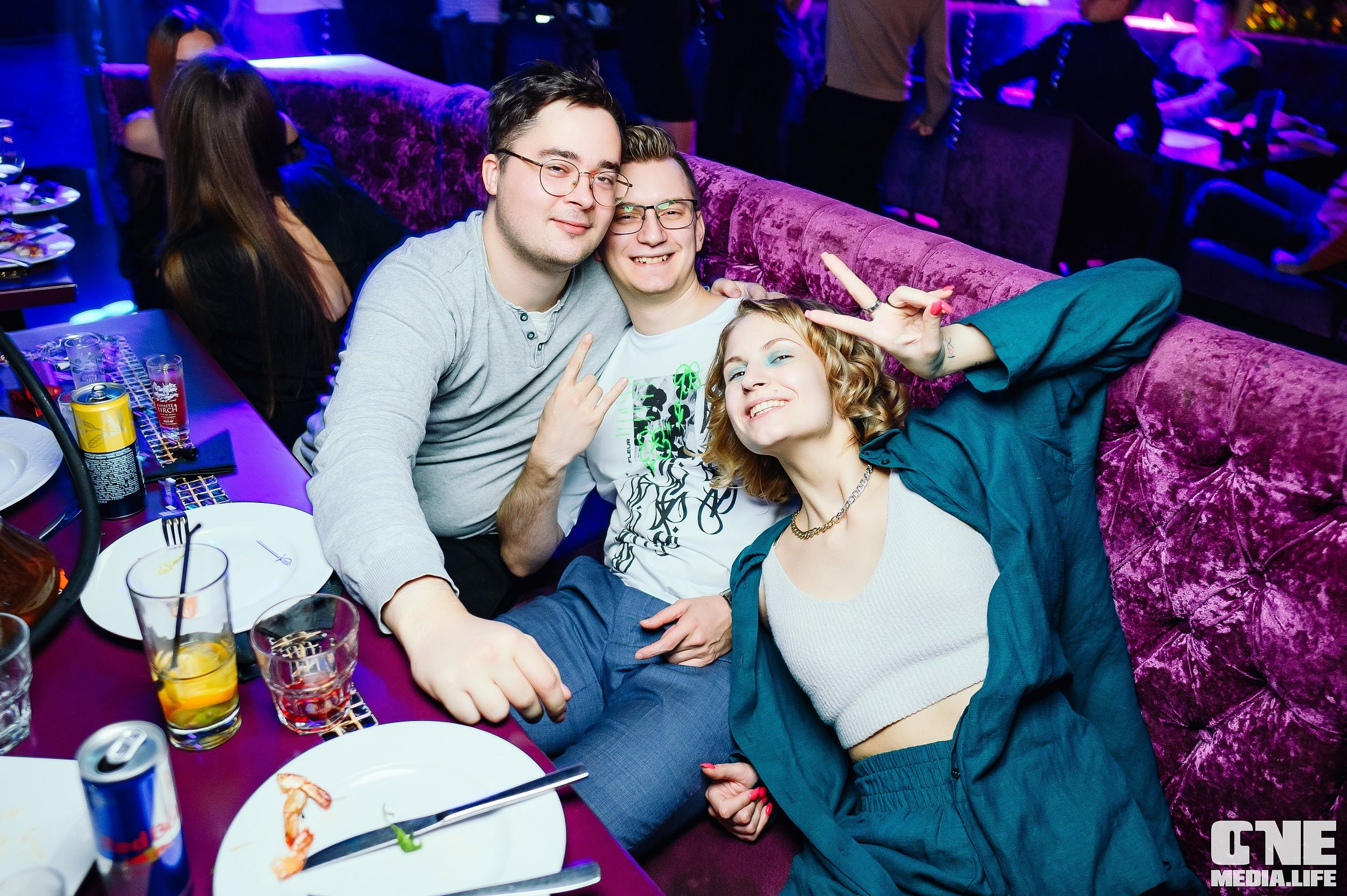 Фоторепортаж из караоке-клуба Эйфория. One Media Life: фоторепортажи, фотоотчеты с мероприятий и заведений