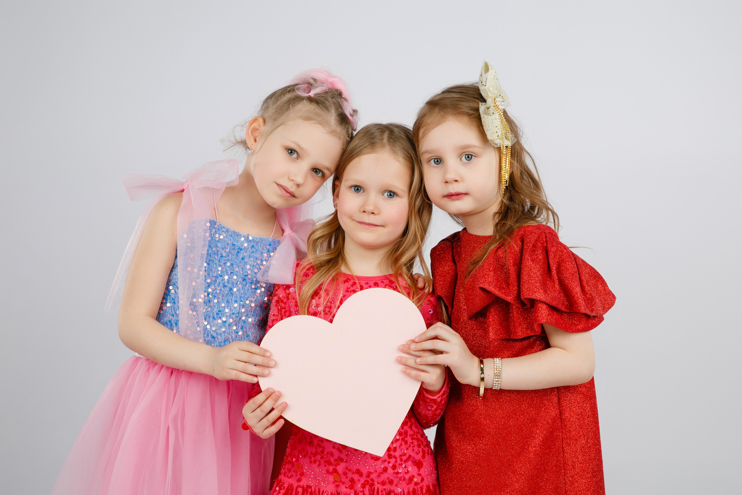 ДЛЯ ДЕТСКОГО САДА 2024. Выпускные альбомы в Москве FOTOVMESTE