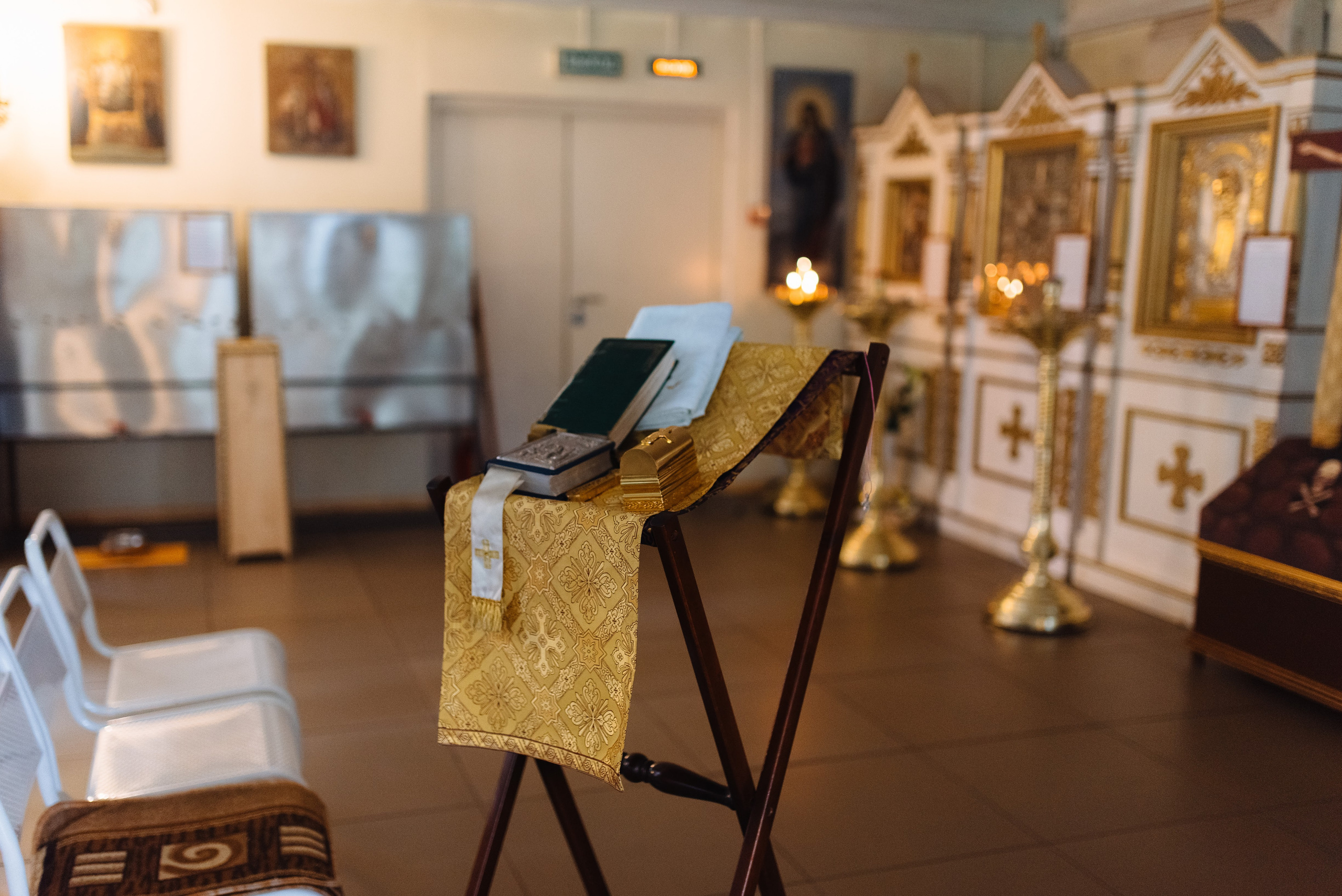 Фотосъёмка крещения в Санкт-Петербурге — Маргарита Иванова, фотограф. Профессиональный фотограф беременности в СПБ. Стильные фотосессии беременности в стиле минимализм и классическая фотография