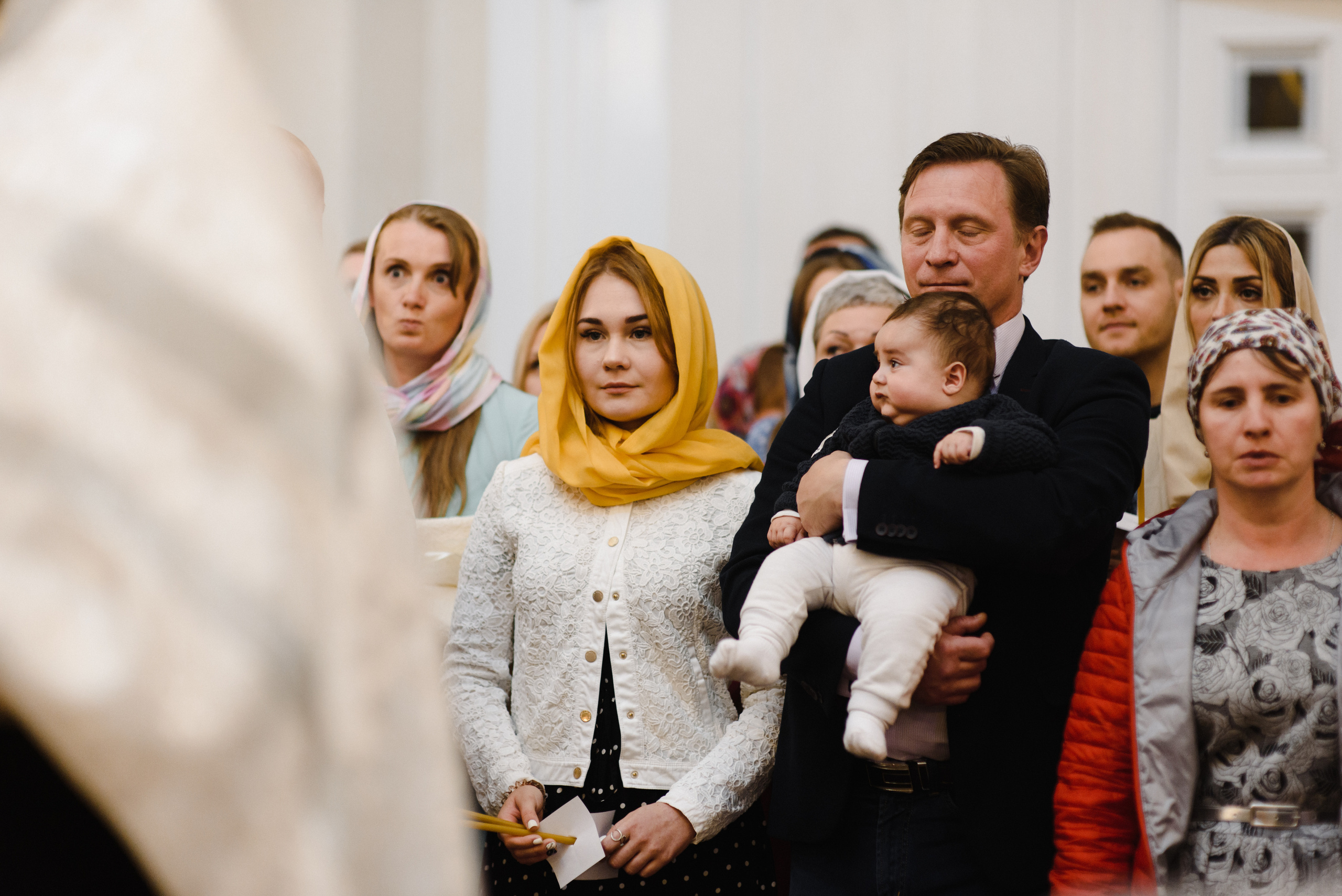 Фотосъёмка крещения в Санкт-Петербурге — Маргарита Иванова, фотограф. Профессиональный фотограф беременности в СПБ. Стильные фотосессии беременности в стиле минимализм и классическая фотография