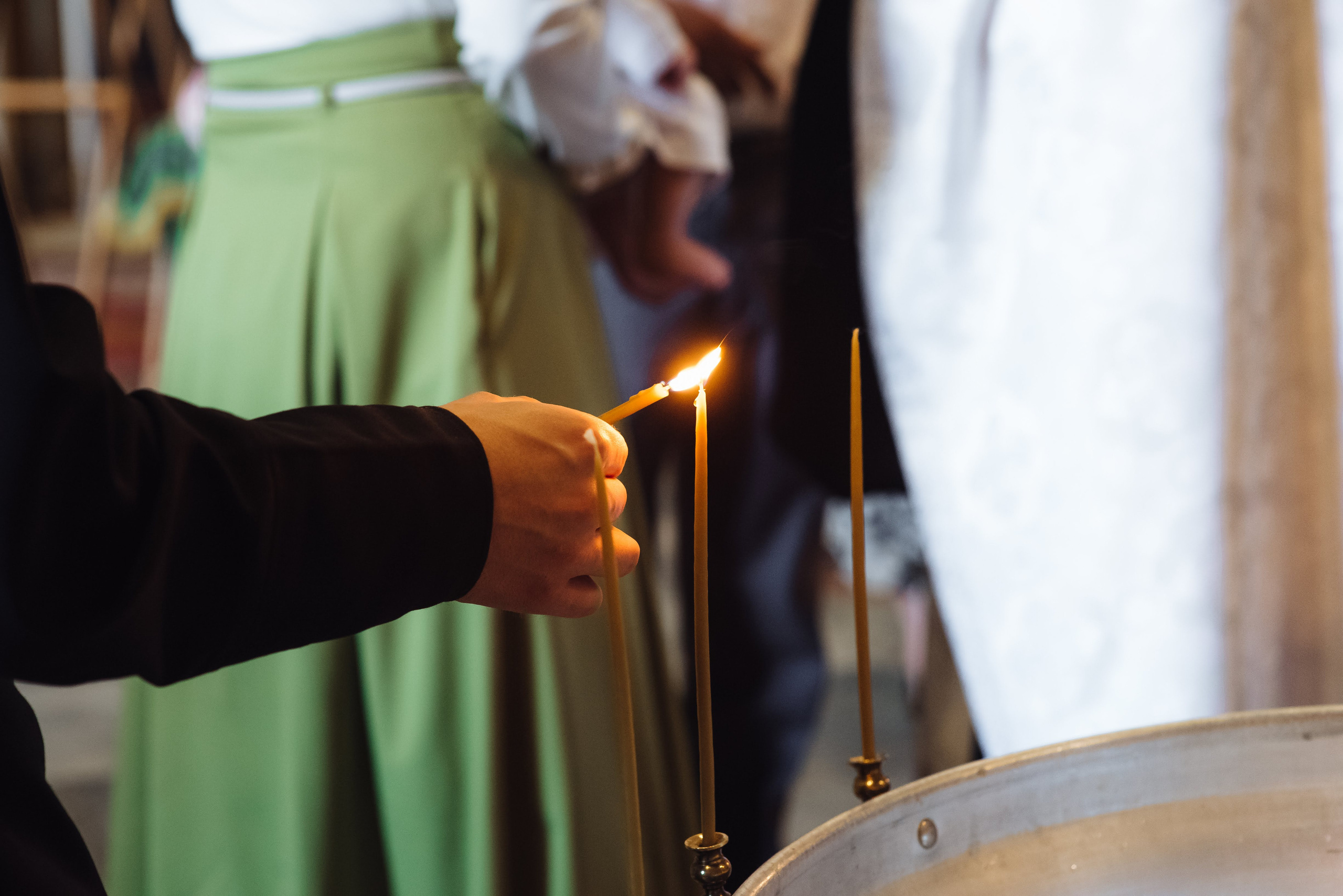 Фотосъёмка крещения в Санкт-Петербурге — Маргарита Иванова, фотограф. Профессиональный фотограф беременности в СПБ. Стильные фотосессии беременности в стиле минимализм и классическая фотография